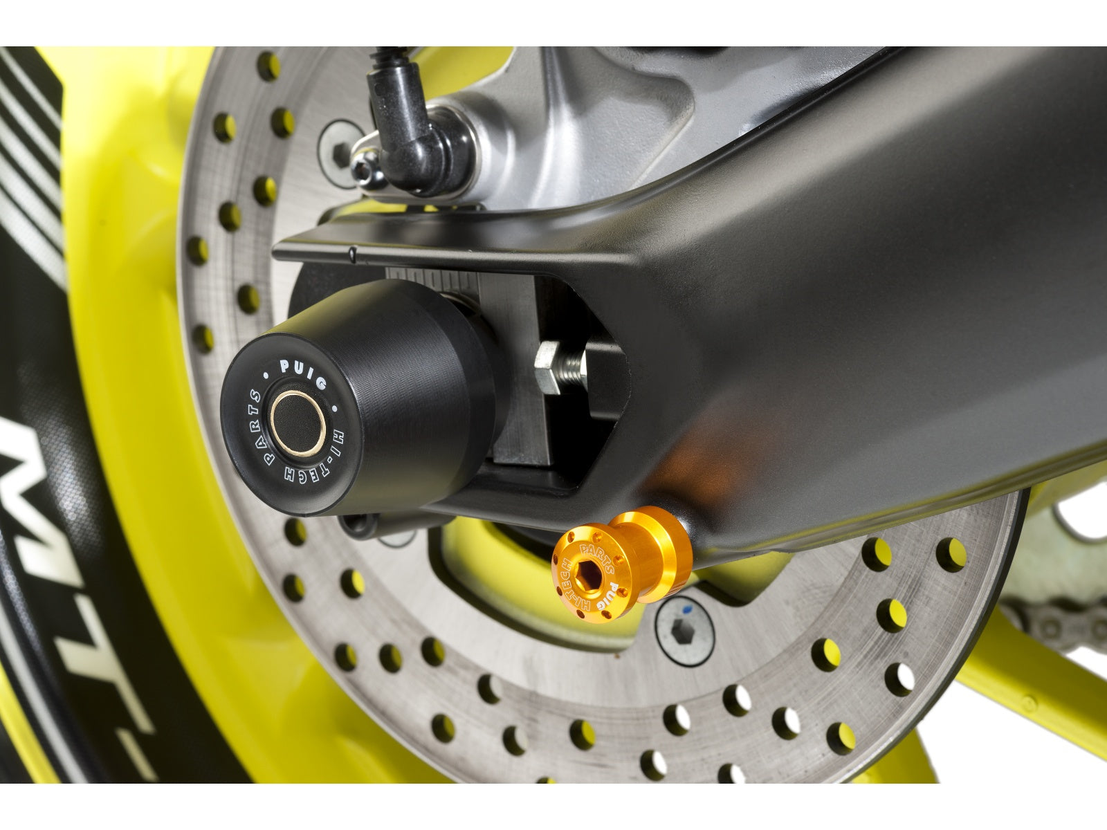 Puig Spool Sliders In Black for Yamaha MT-09 SP (18-23)