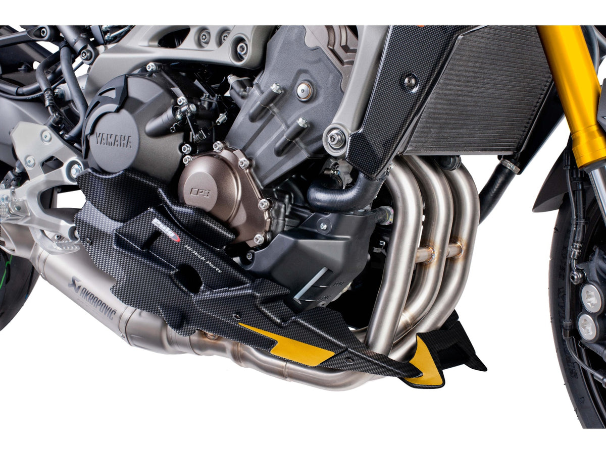 Puig Belly Pan In Carbon Look for Yamaha Tracer 900 (18-20)