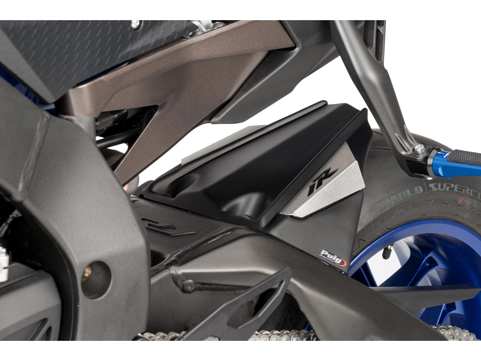 Puig Hugger In Matt Black for Yamaha YZF R1 Race (24)