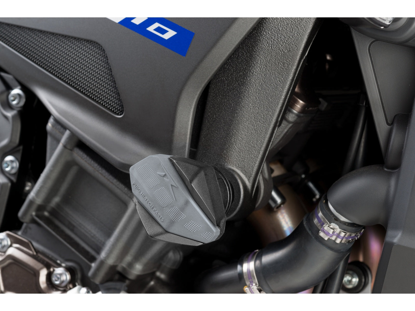 Puig R19 Frame Sliders In Black for Yamaha MT-10 (16-25)