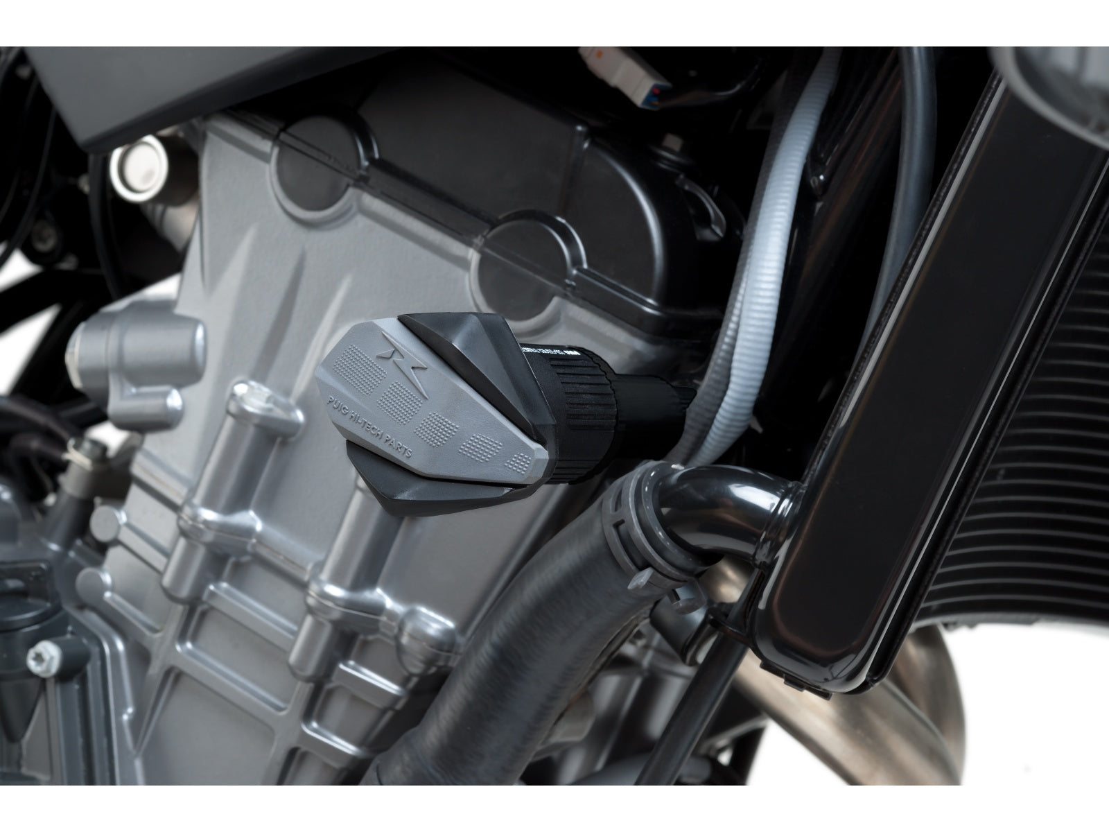Puig R19 Frame Sliders In Black for KTM 890 Duke R (20-24)