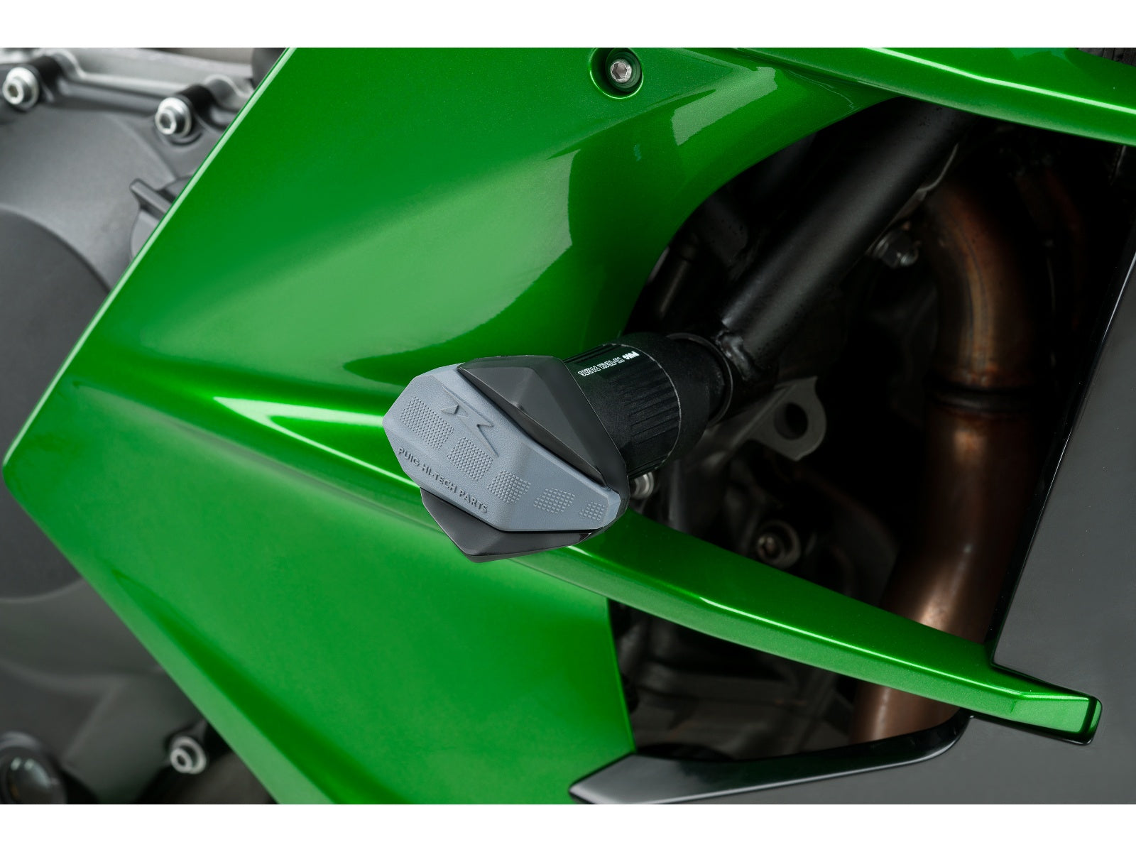 Puig R19 Frame Sliders In Black for Kawasaki Ninja H2 SX (18-24)