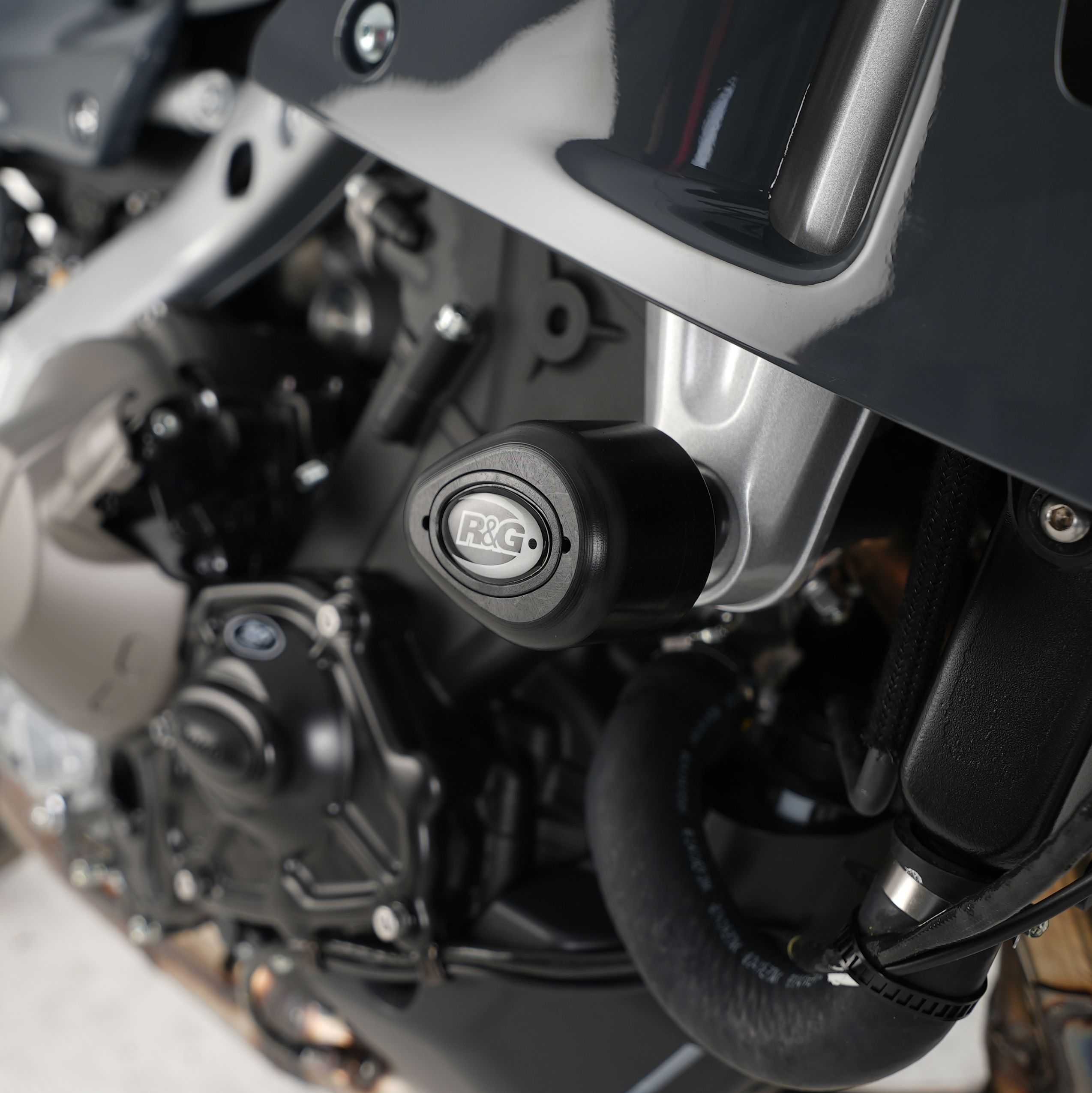 R&G Aero Frame Sliders for Yamaha XSR900 GP (24-26)