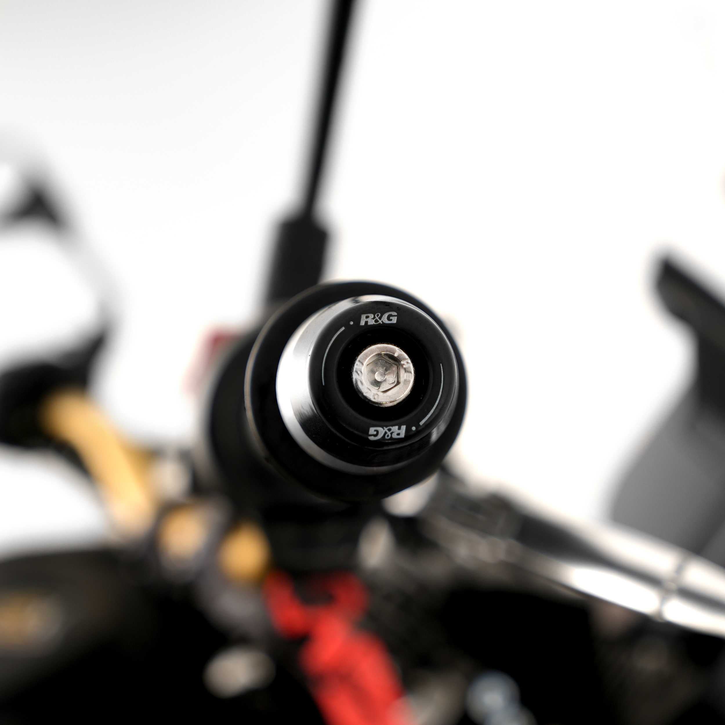 R&G Bar Ends for Aprilia Tuareg 660 Rally (25-26)