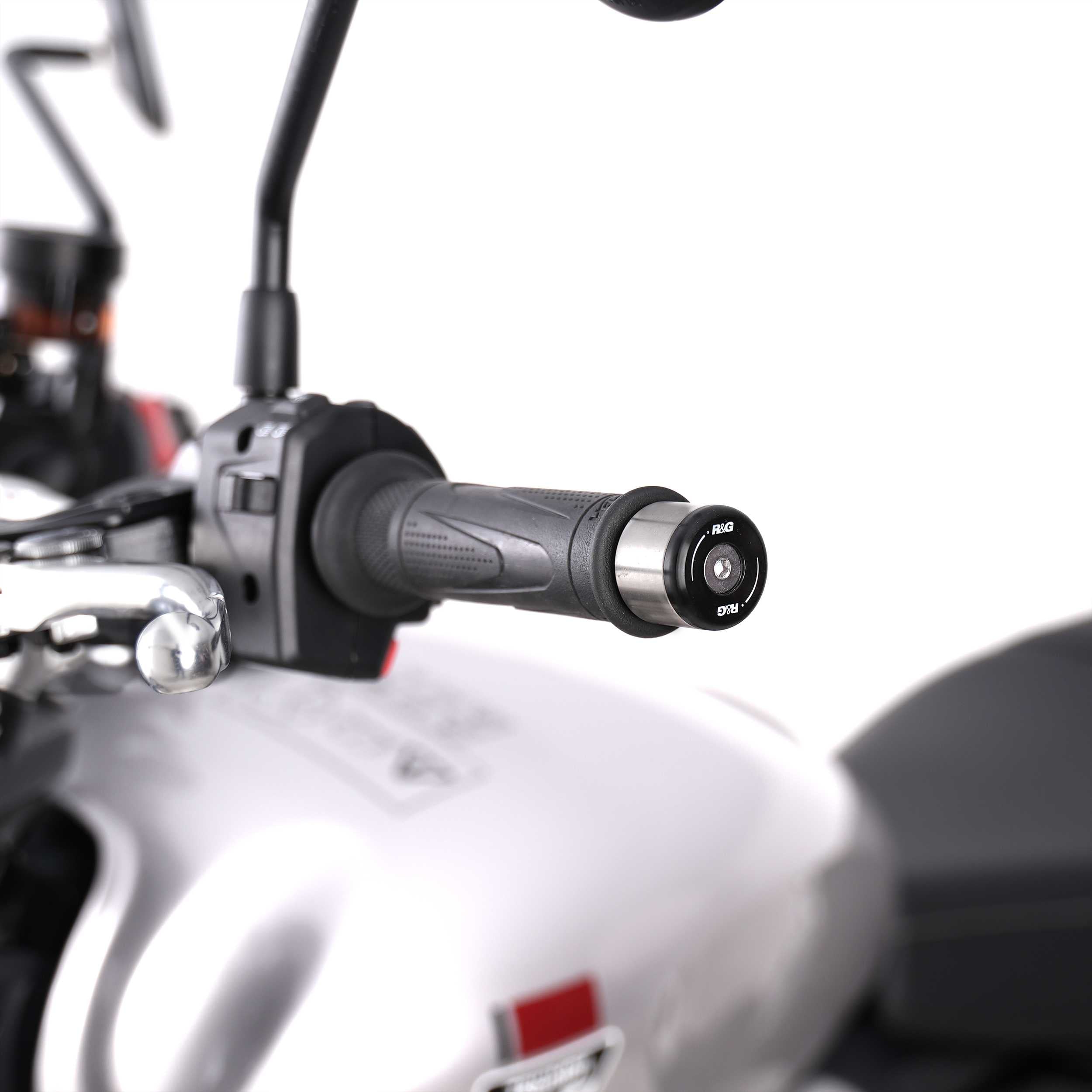 R&G Bar Ends for Triumph Speed Twin 1200 (19-26)