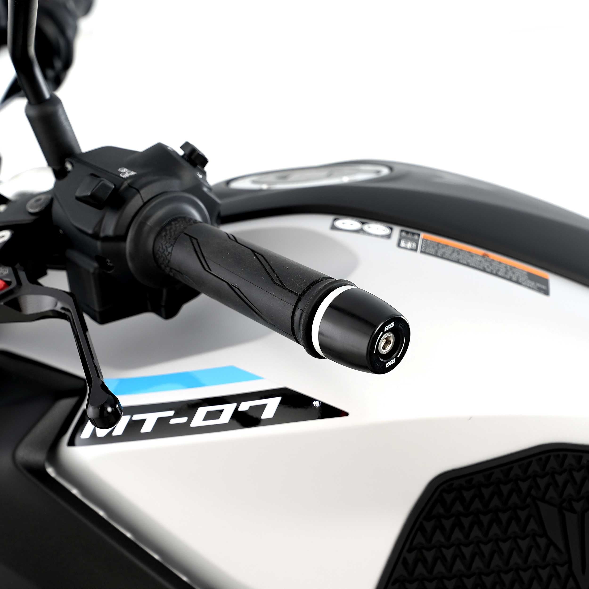 R&G Apex Bar Ends for Yamaha R7 (22-25)