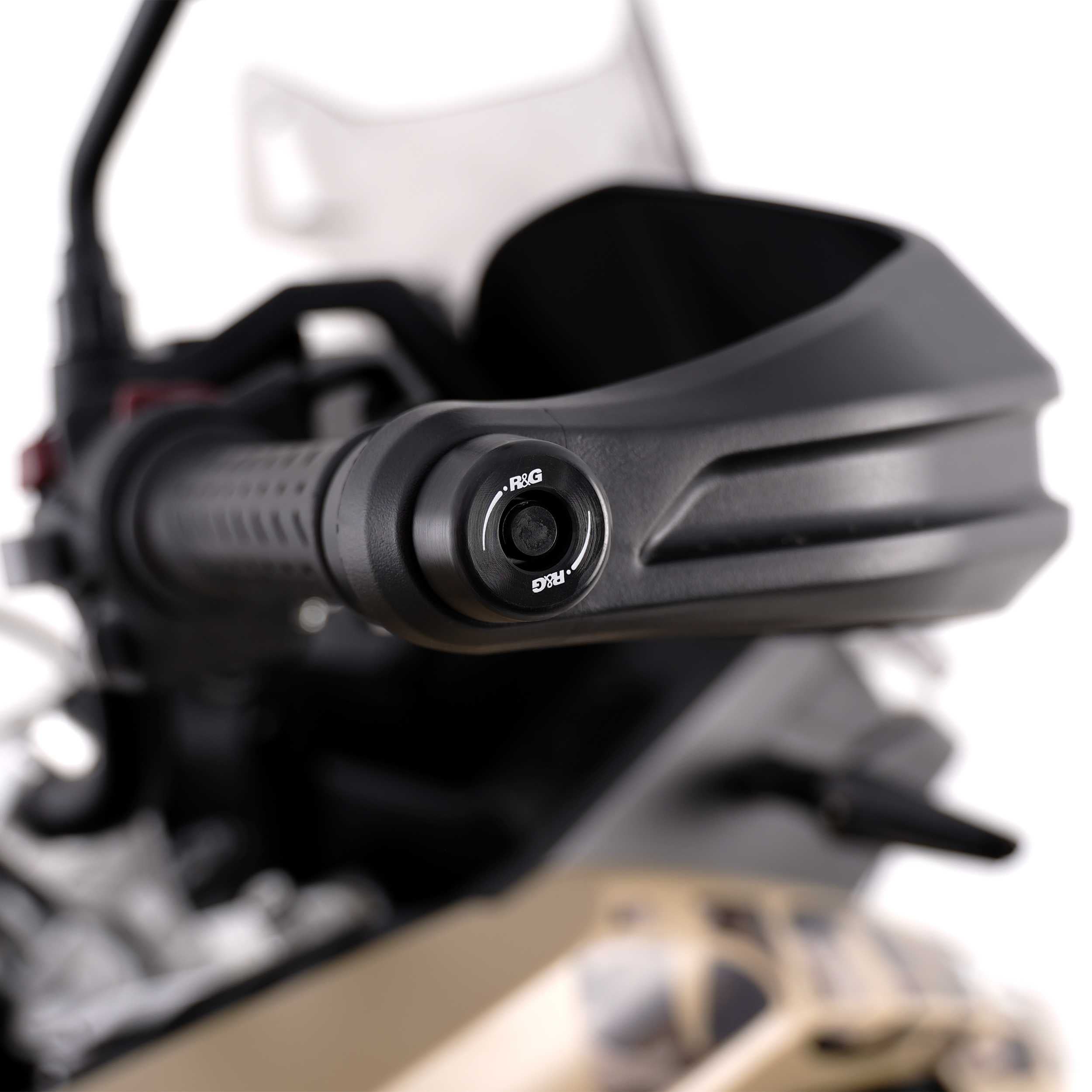 R&G Bar Ends for Voge DSX625 (25-26)