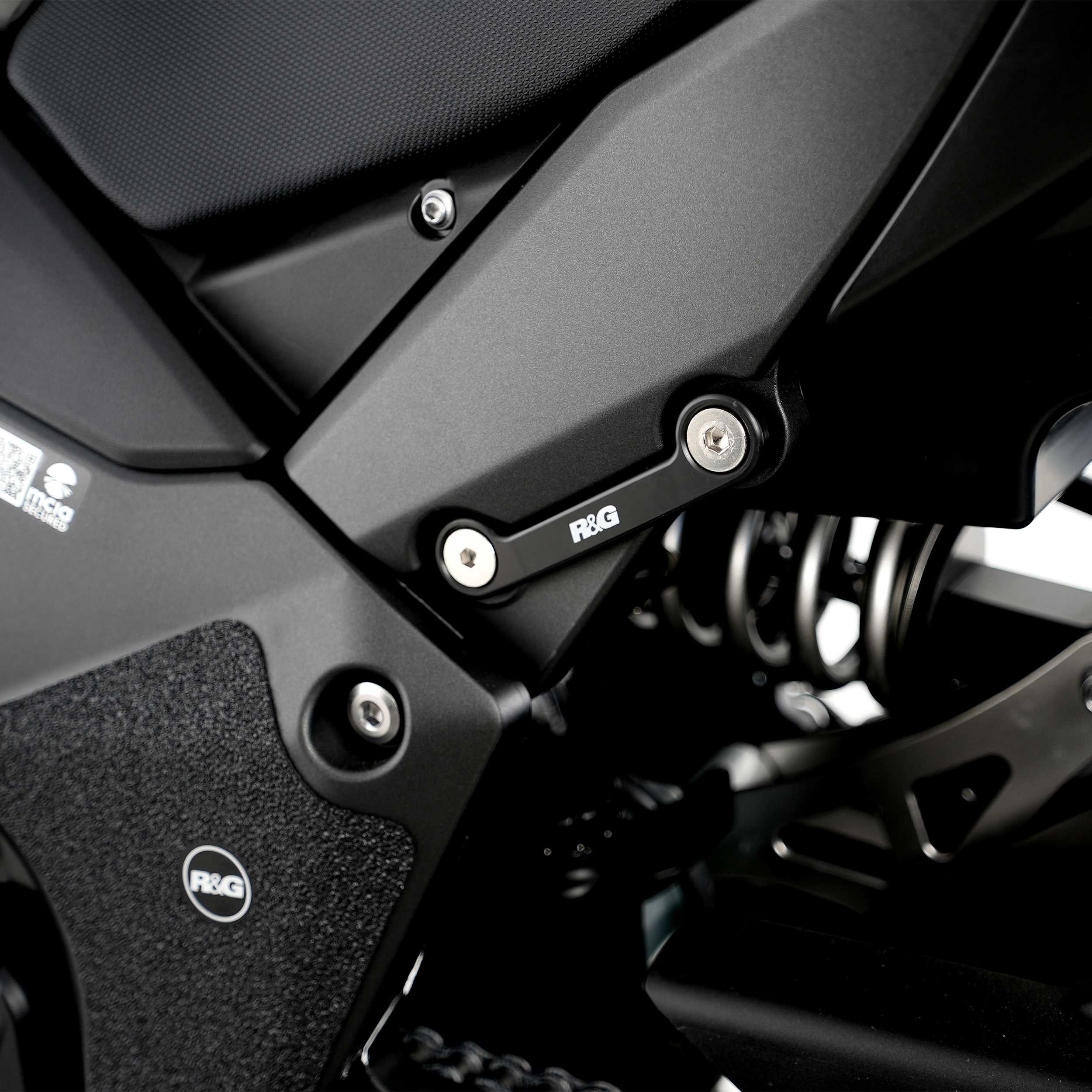 R&G Exhaust Hanger for Kawasaki Ninja 1000 SX (20-24)