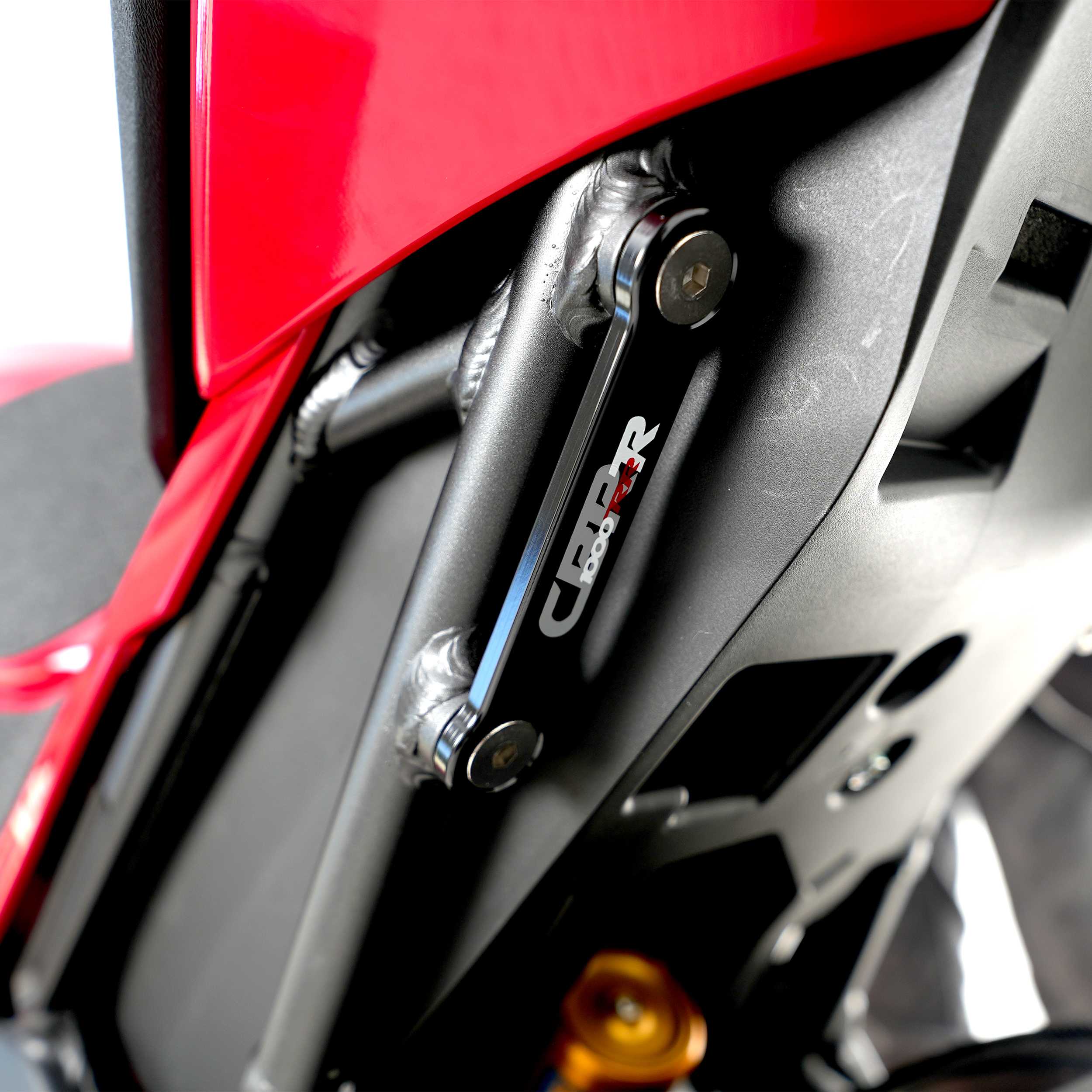 R&G Exhaust Hanger for Honda CBR1000RR-R Fireblade (20-26)
