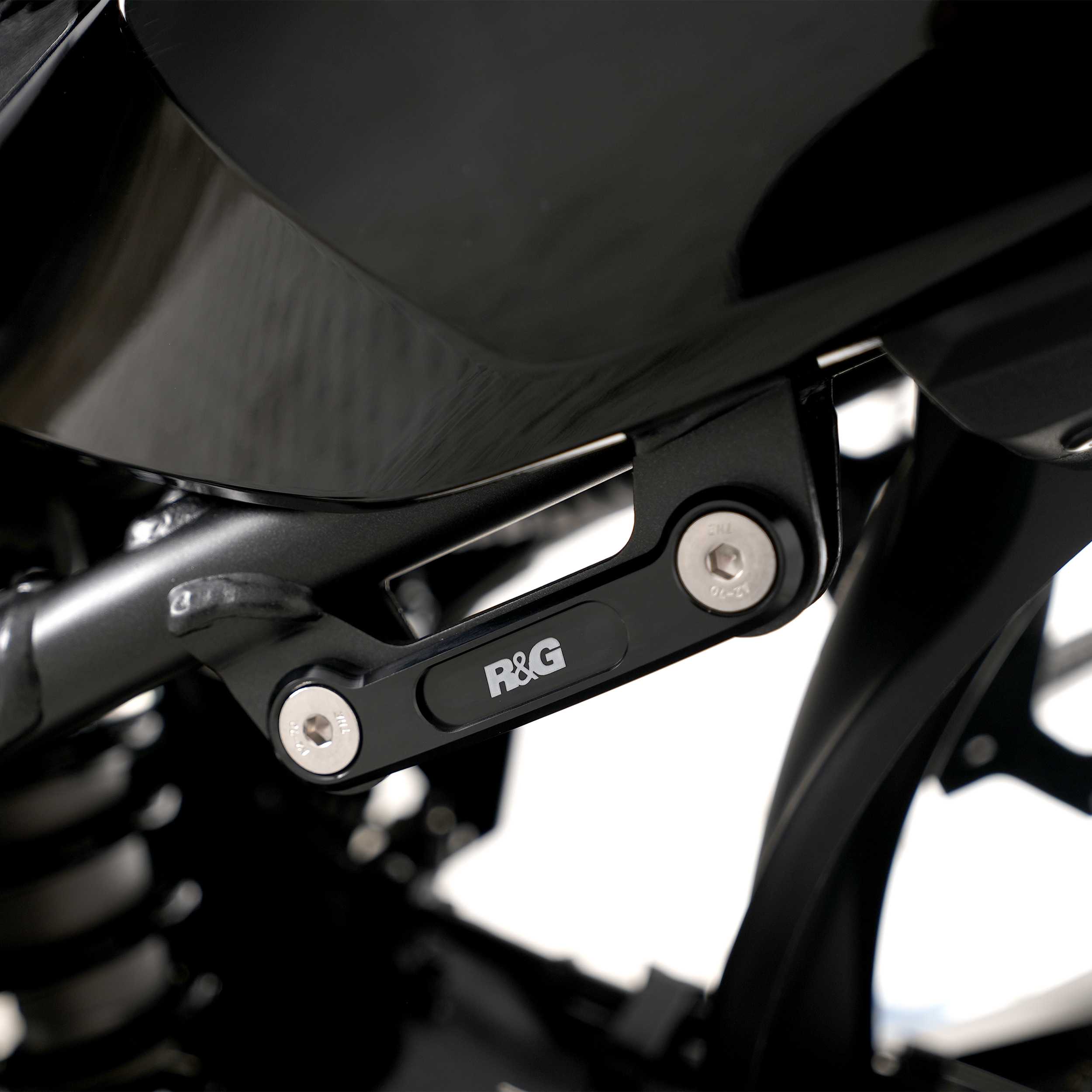 R&G Exhaust Hanger for Honda CB750 Hornet (23-26)