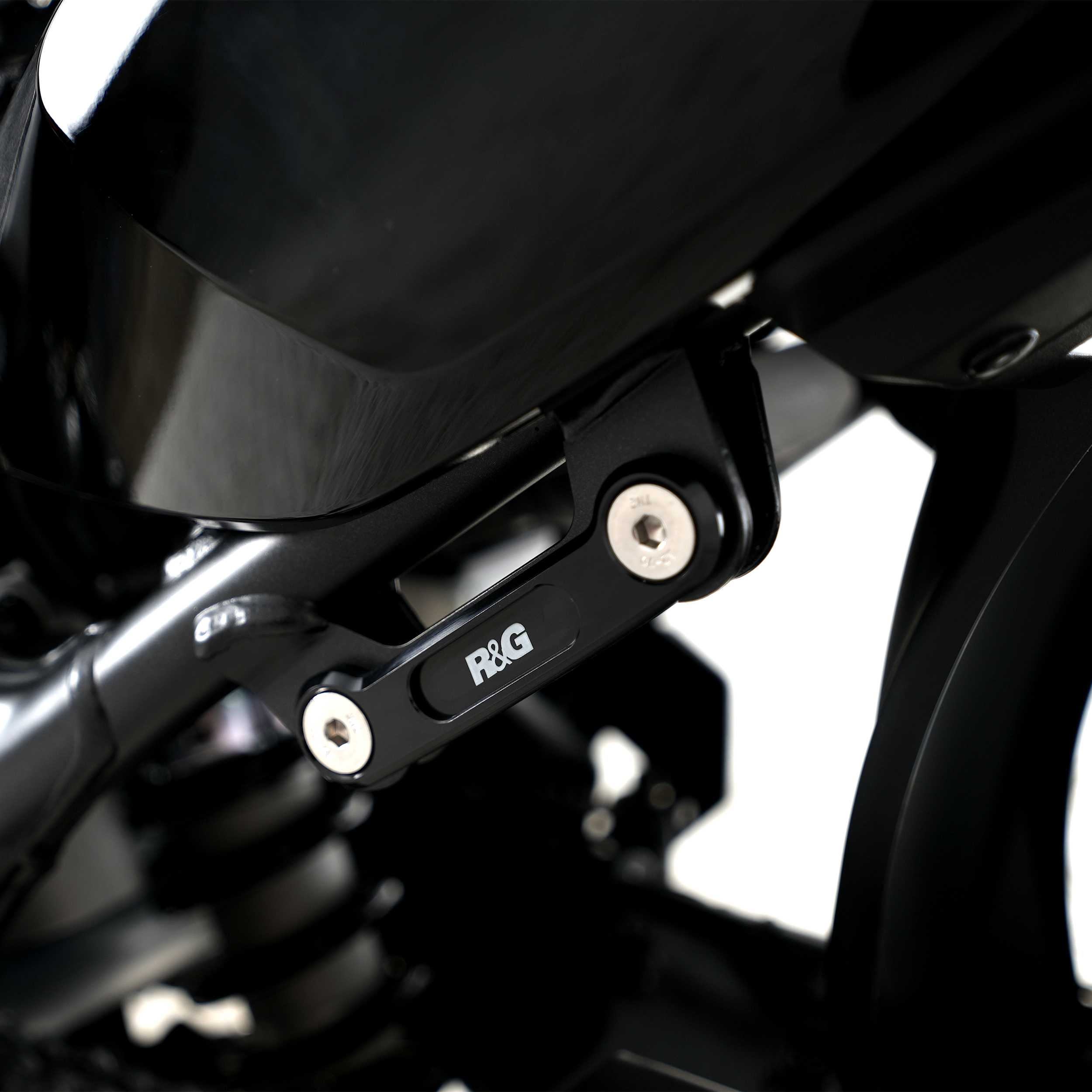 R&G Exhaust Hanger for Honda CB750 Hornet (23-26)