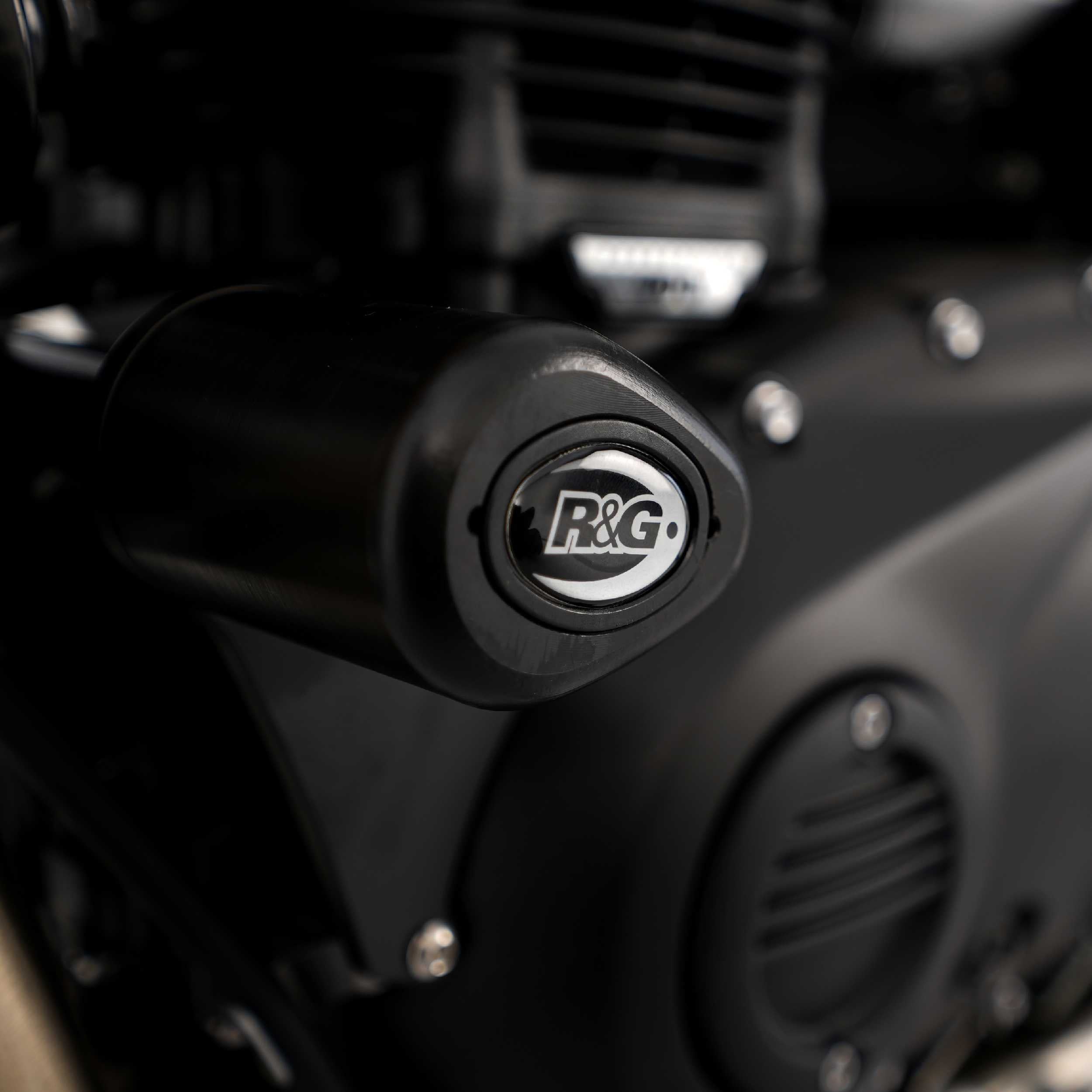 R&G Aero Frame Sliders for Triumph Street Twin 900 (16-18)