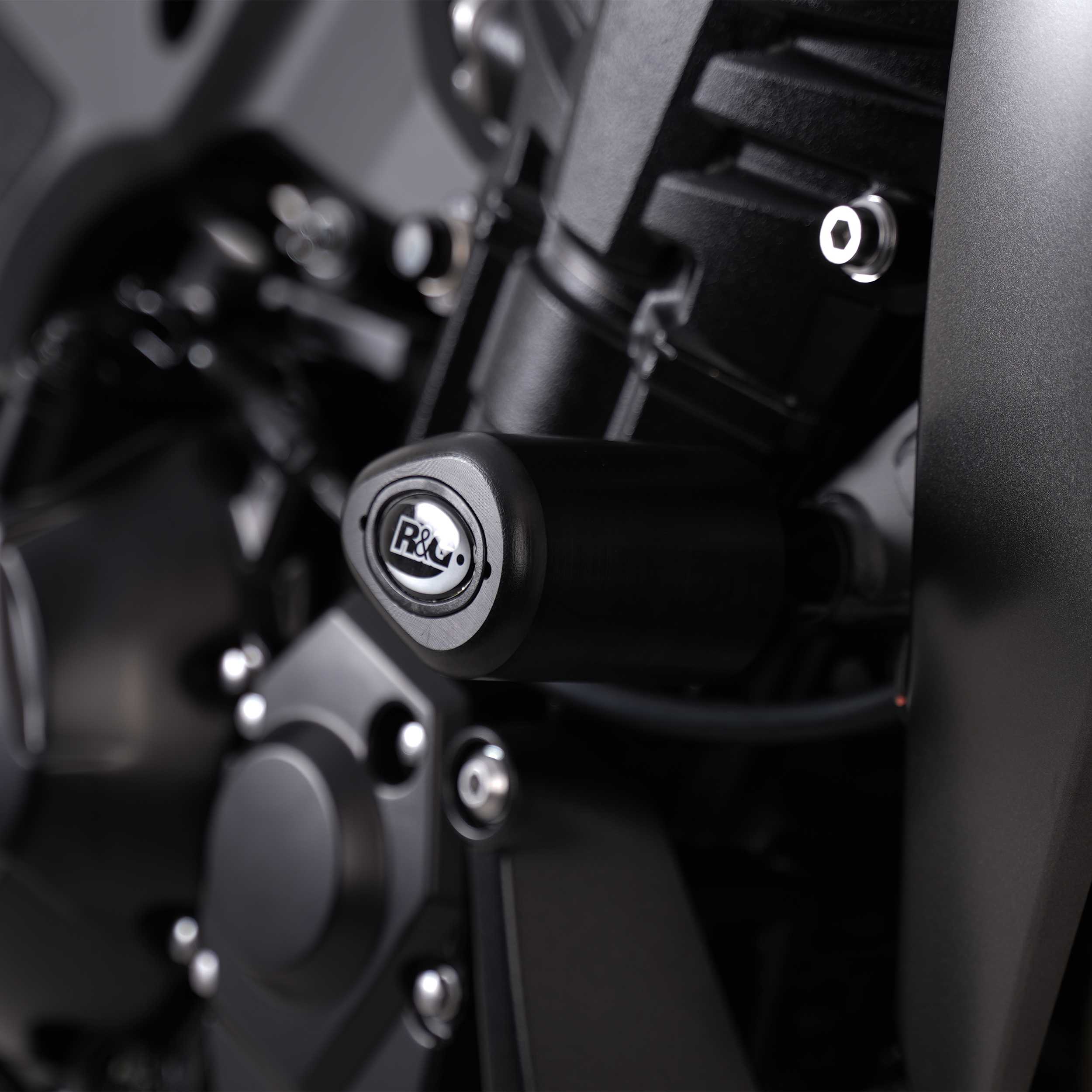 R&G Aero Frame Sliders for Kawasaki Z1100 (26)