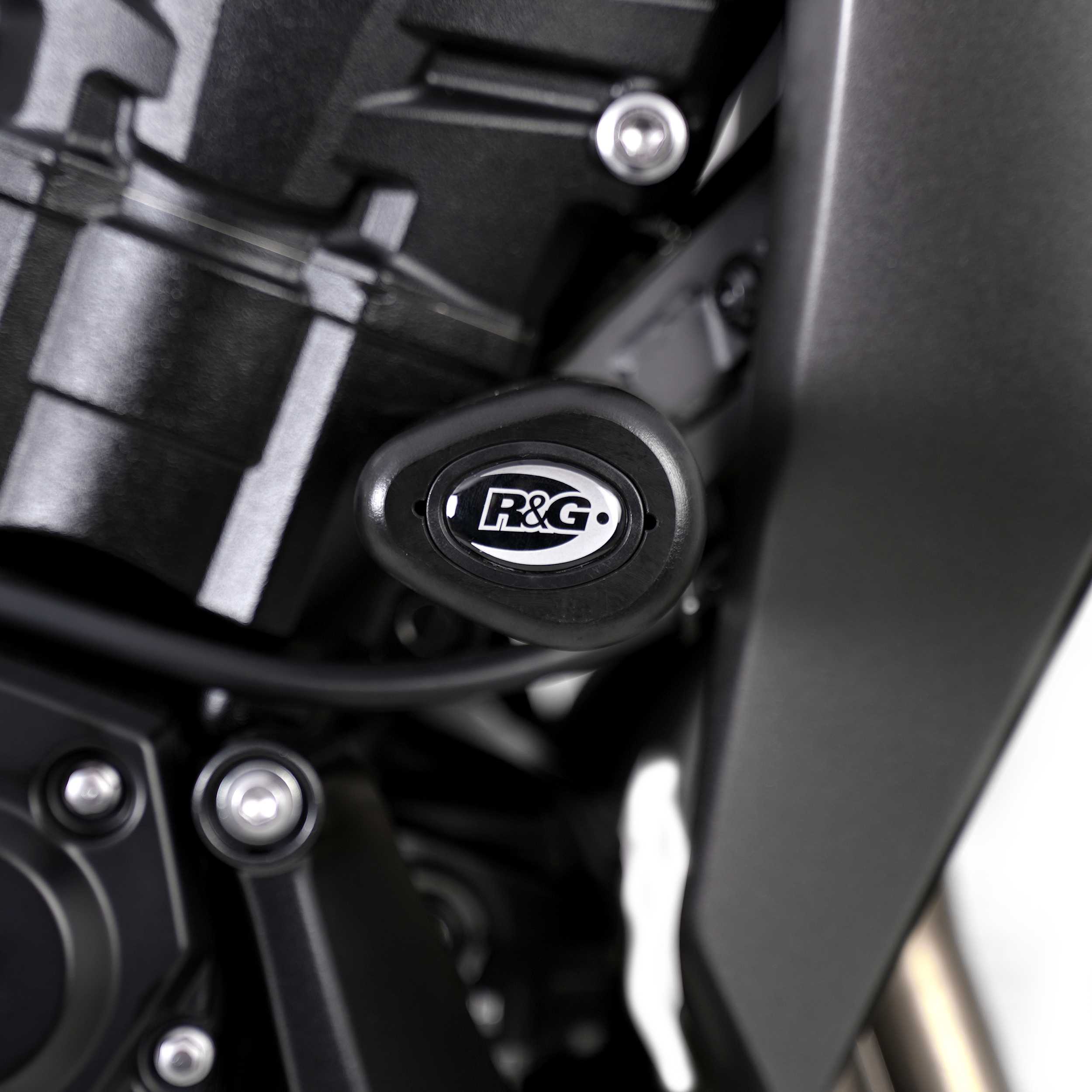 R&G Aero Frame Sliders for Kawasaki Z1100 (26)
