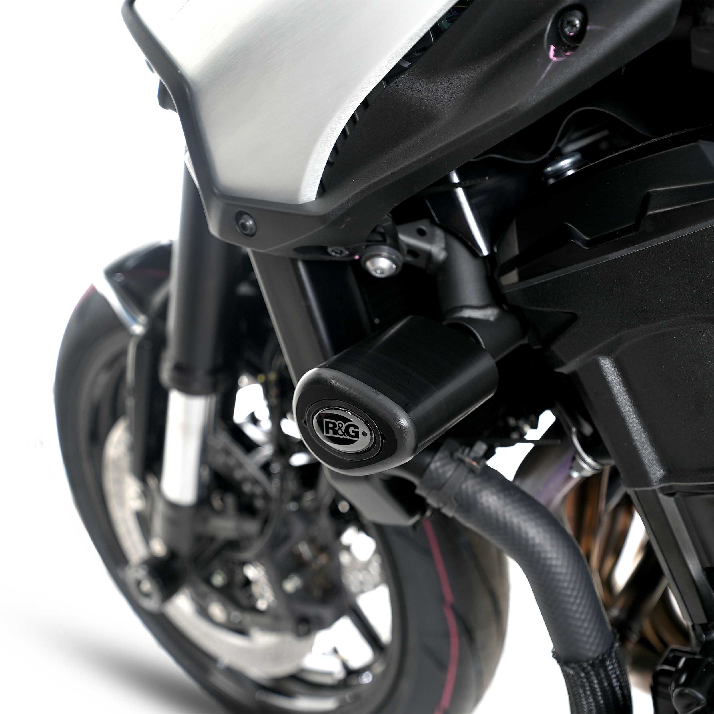 R&G Aero Frame Sliders for Kawasaki Z900 (17-26)