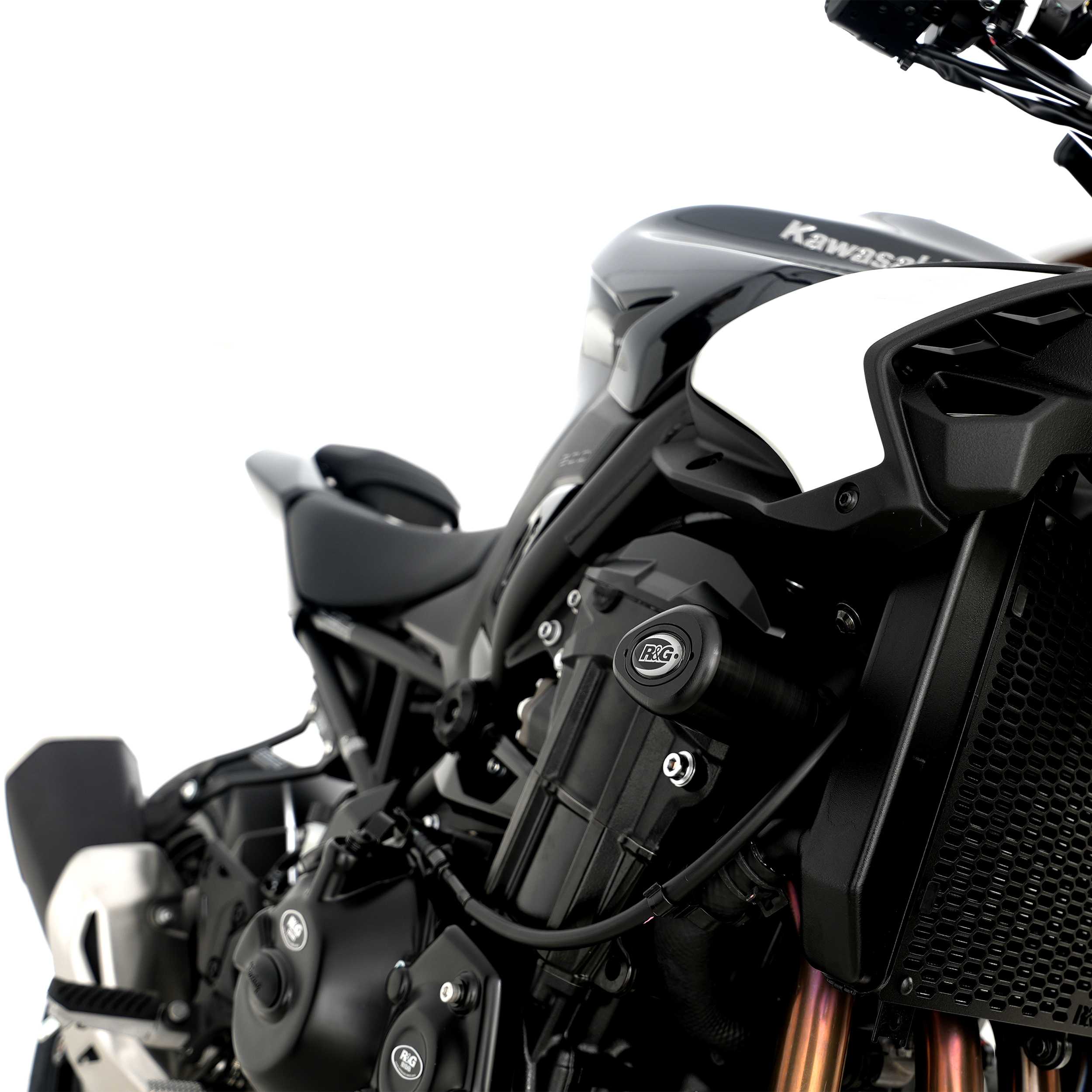 R&G Aero Frame Sliders for Kawasaki Z900 (17-26)