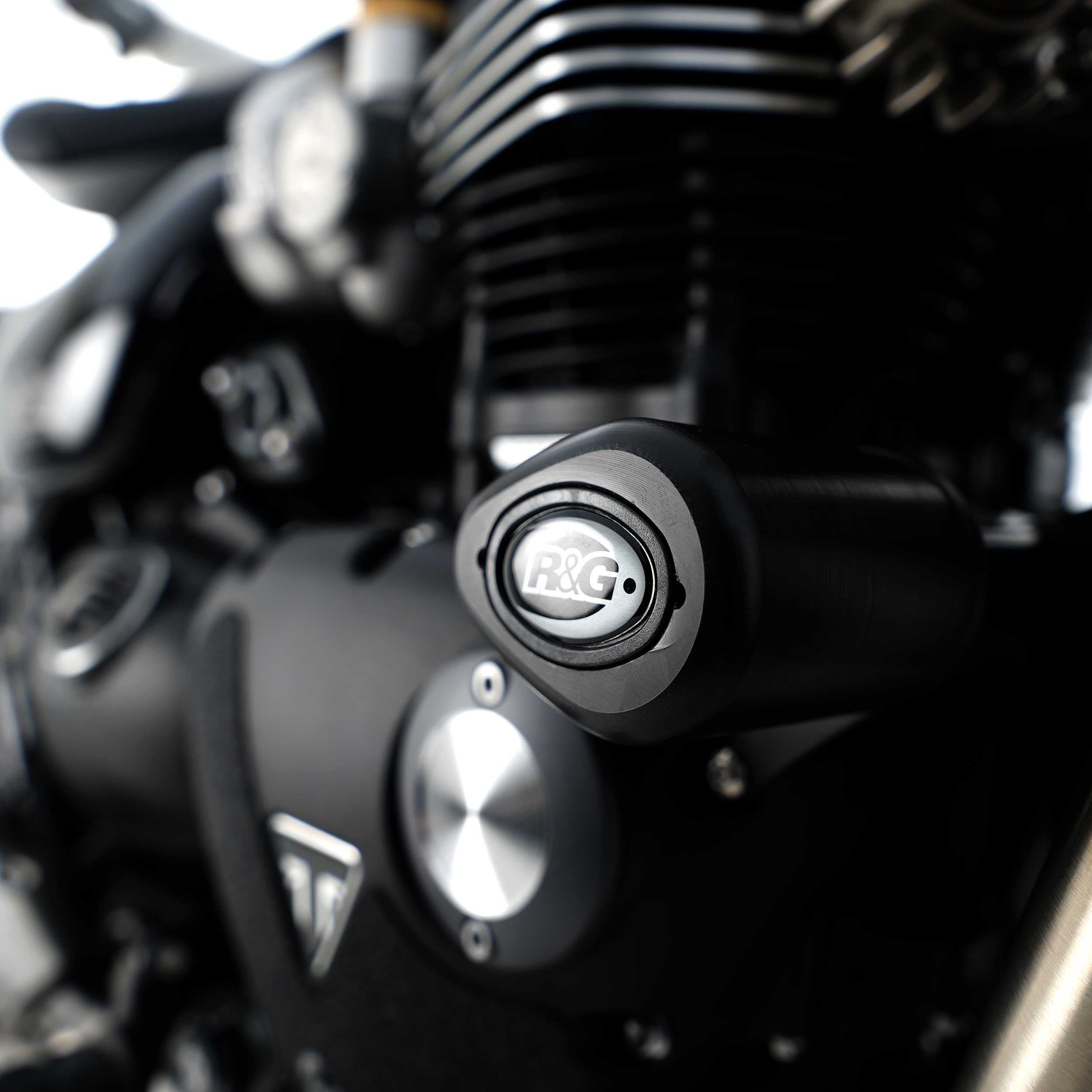 R&G Aero Frame Sliders for Triumph Bonneville Bobber (17-25)