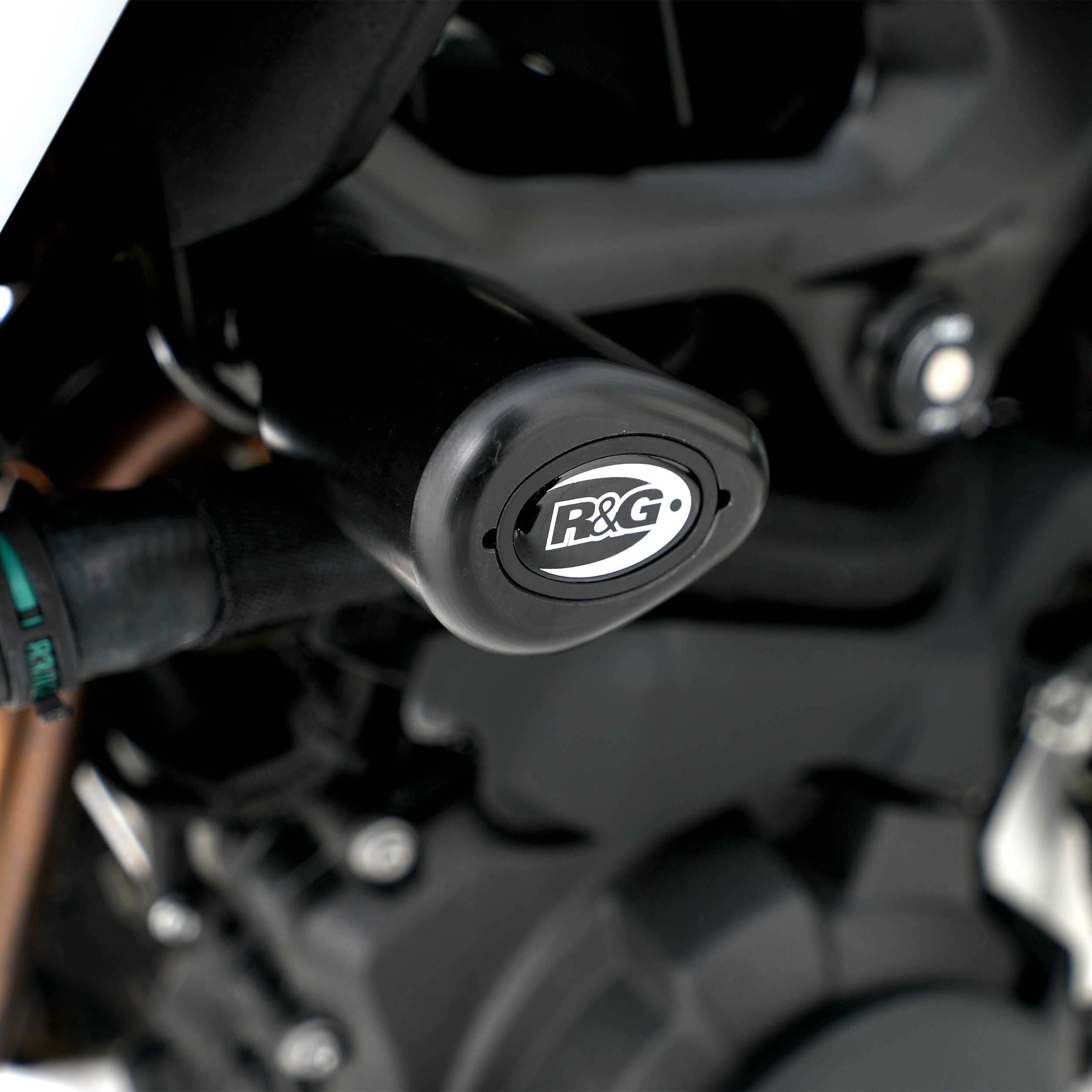 R&G Aero Frame Sliders for BMW F900 GS (24-26)