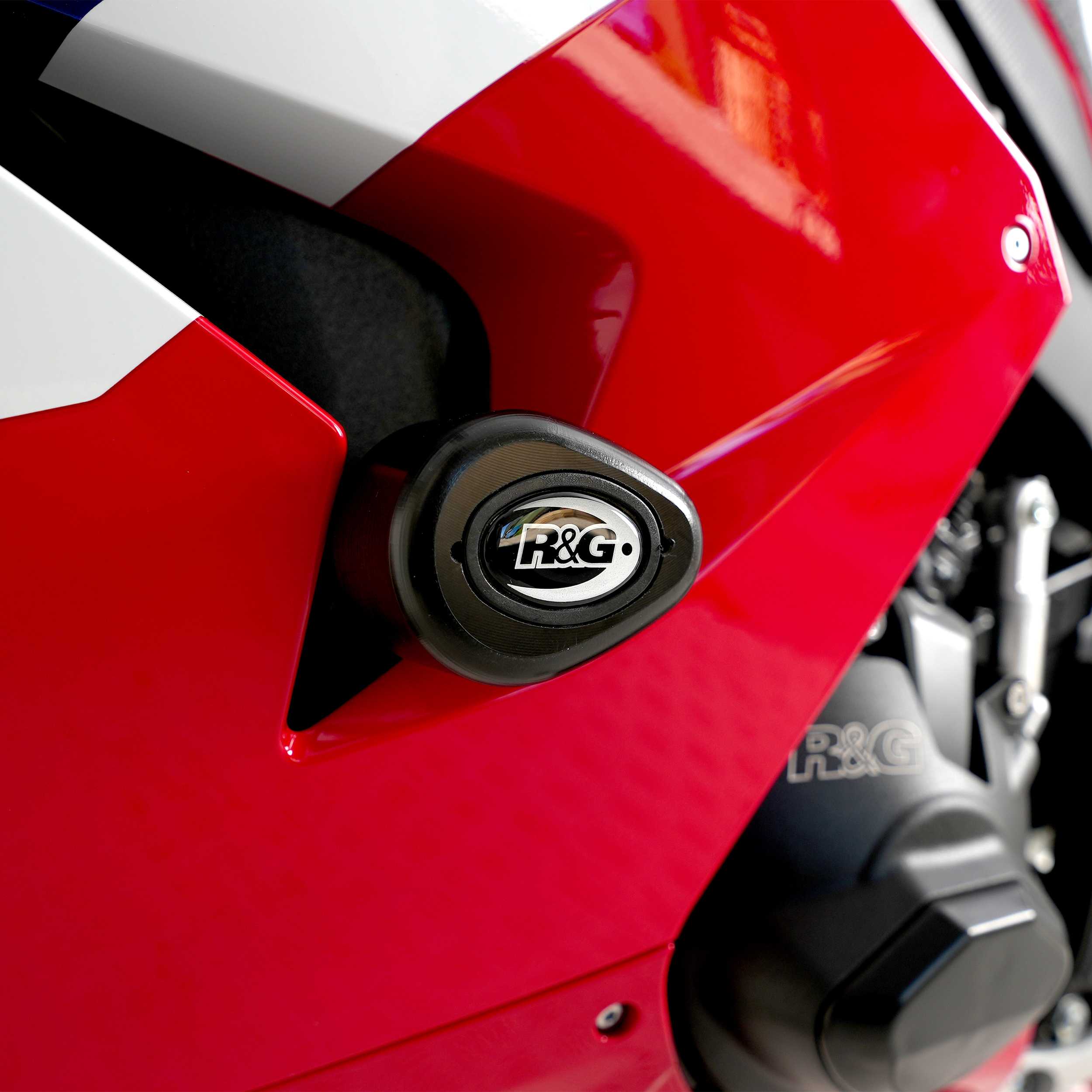 R&G Aero Frame Sliders for Honda CBR1000RR-R Fireblade (20-26)