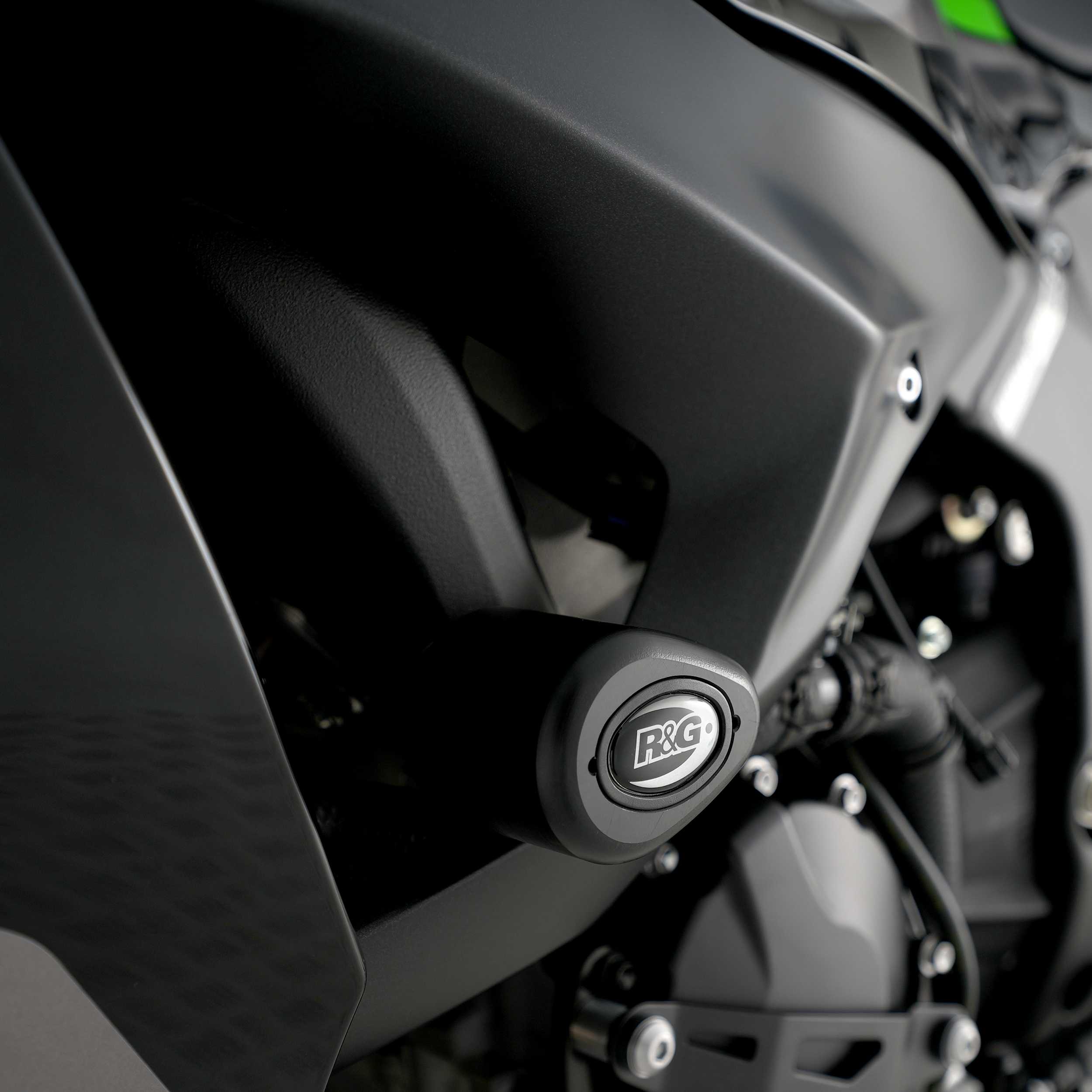 R&G Aero Frame Sliders for Kawasaki ZX6-R (24-26)
