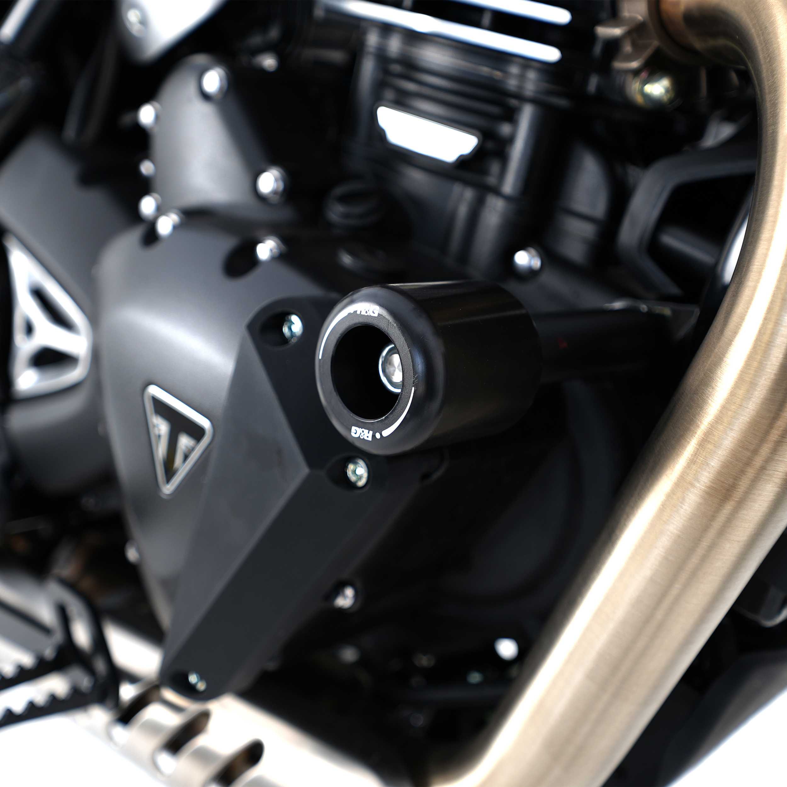 R&G Aero Frame Sliders for Triumph Thruxton 400 (26)
