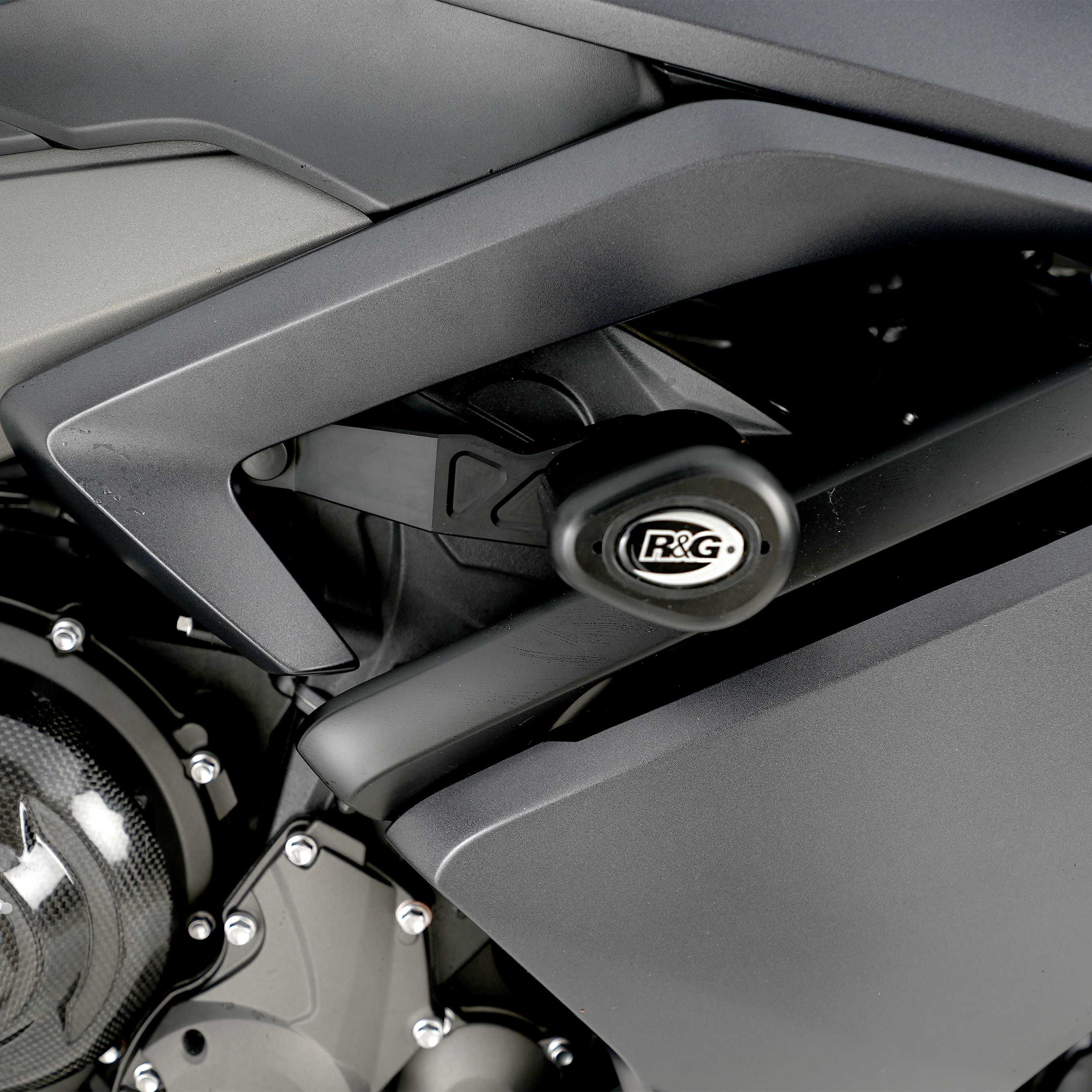 R&G Aero Frame Sliders for Triumph Daytona 660 (24-26)