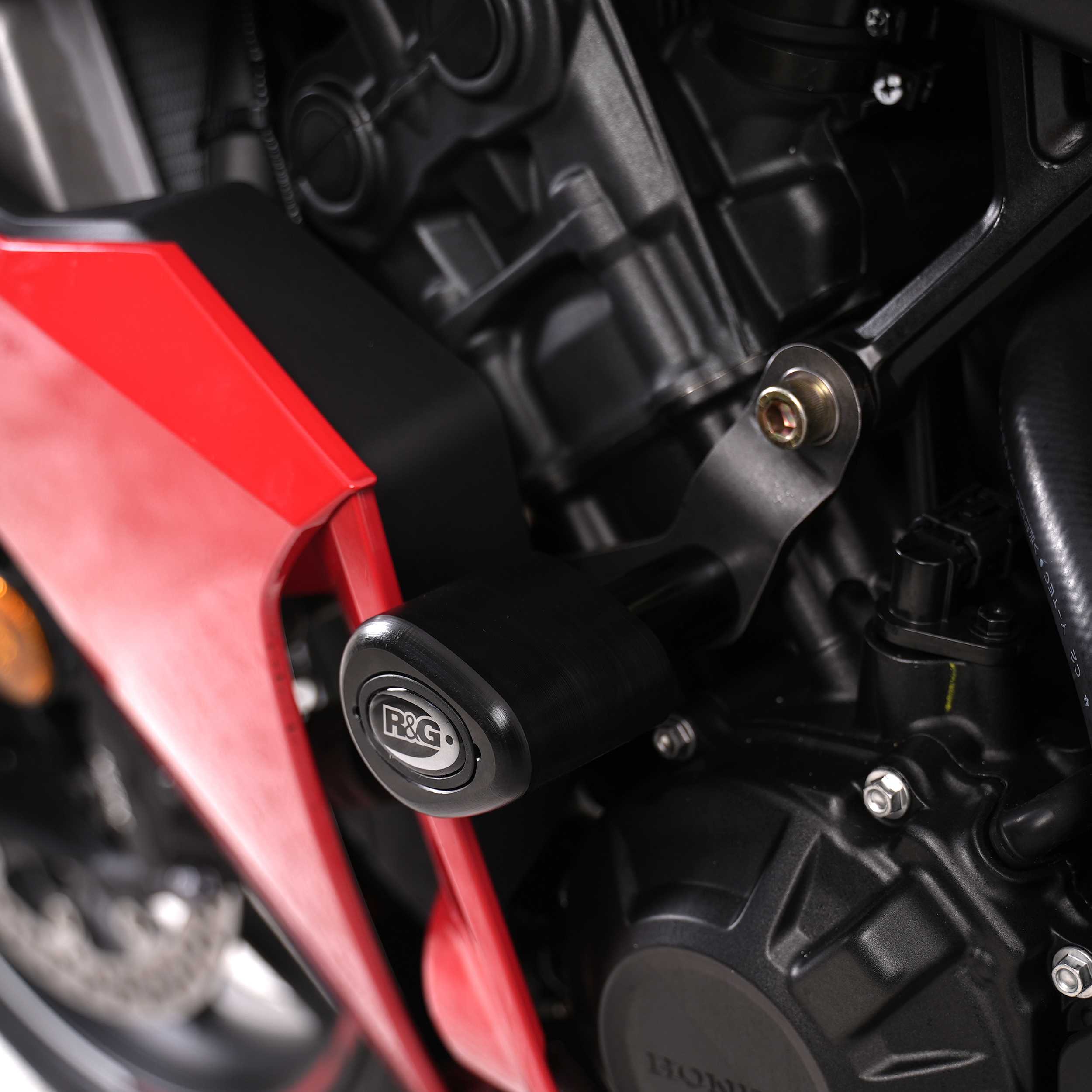 R&G Aero Frame Sliders for Honda CBR650R (24-26)