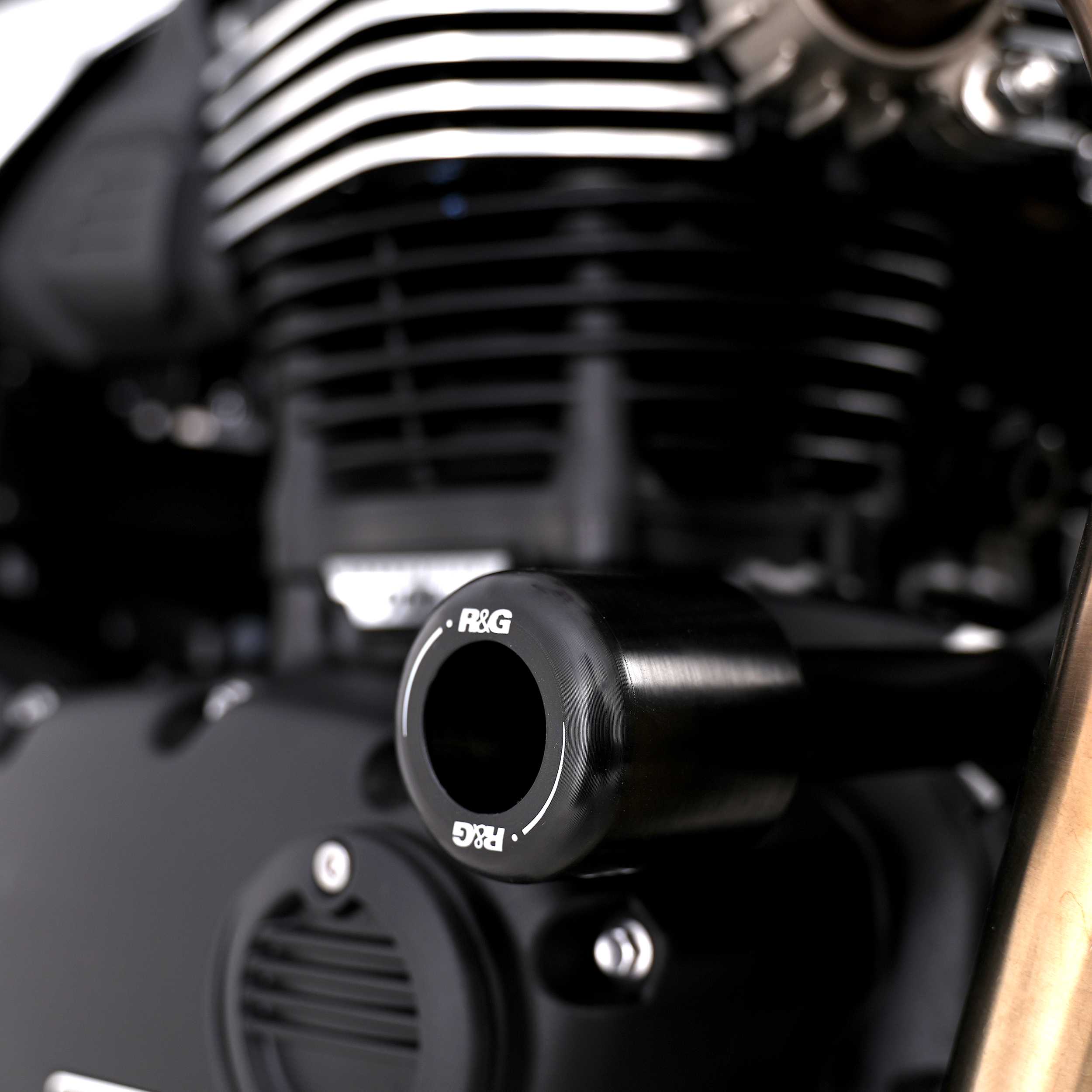 R&G Classic Frame Sliders for Triumph Speed Twin 1200 (24-25)