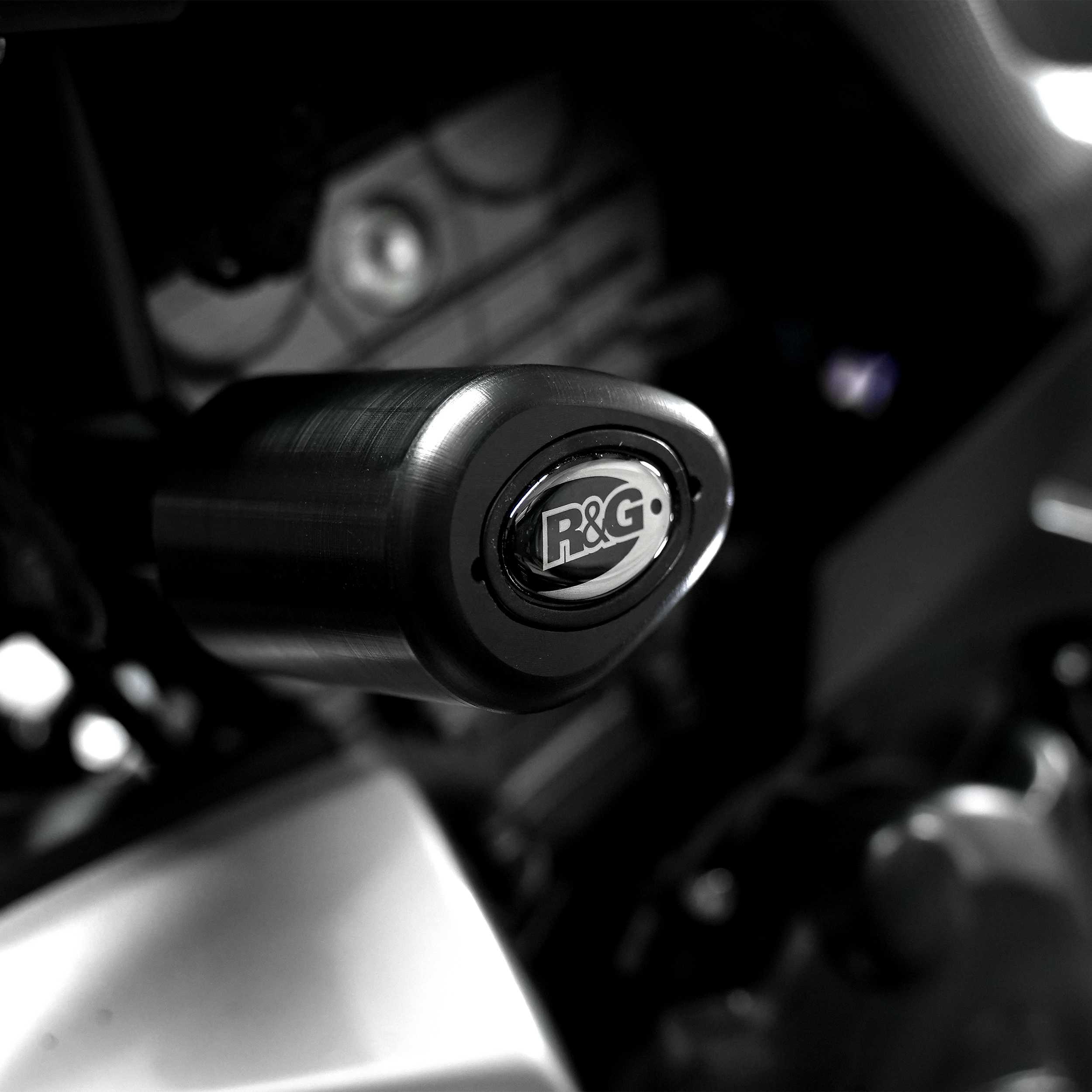 R&G Aero Frame Sliders for Suzuki GSX-S125 (20-26)