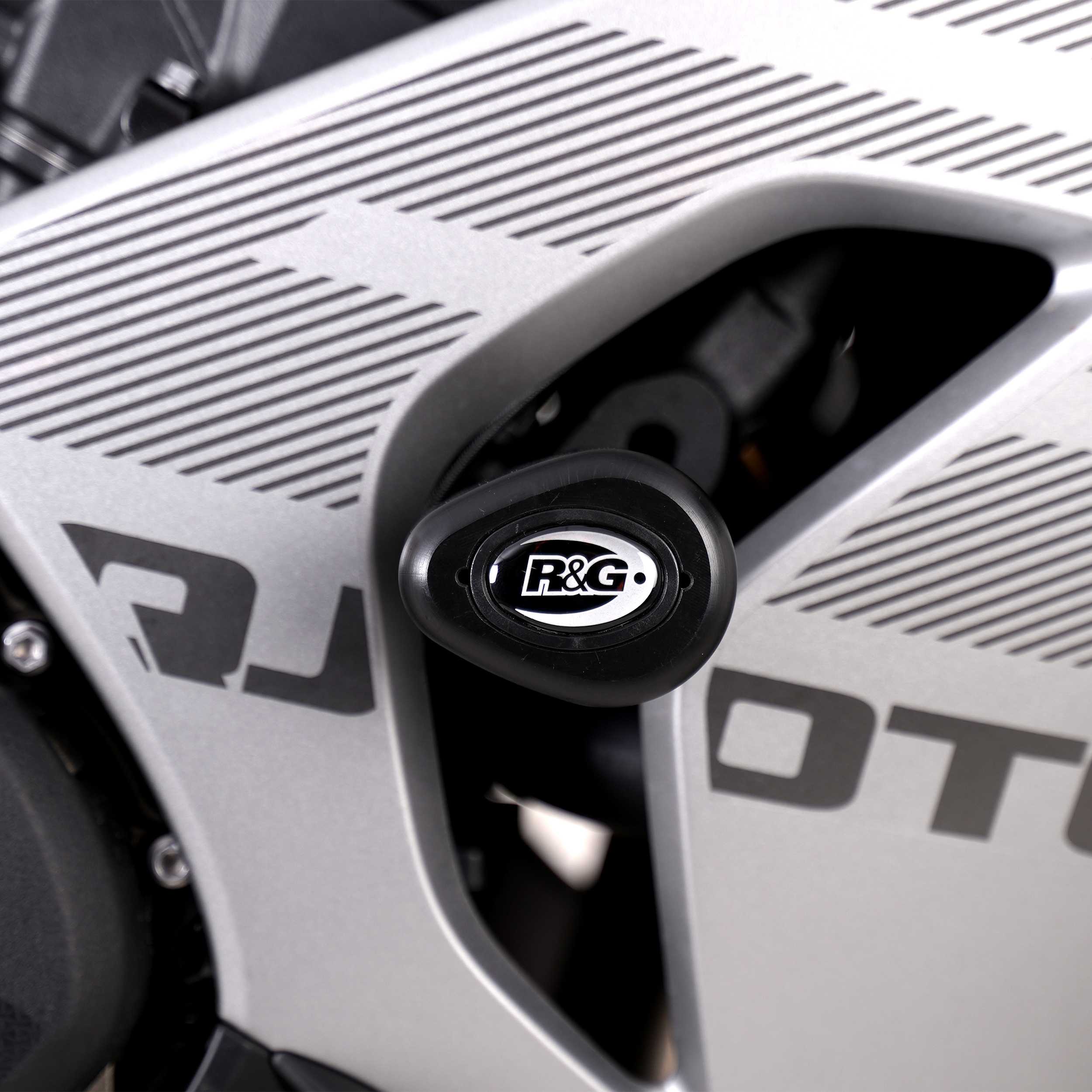 R&G Aero Frame Sliders for QJMotor SRK 800 RR (25-26)