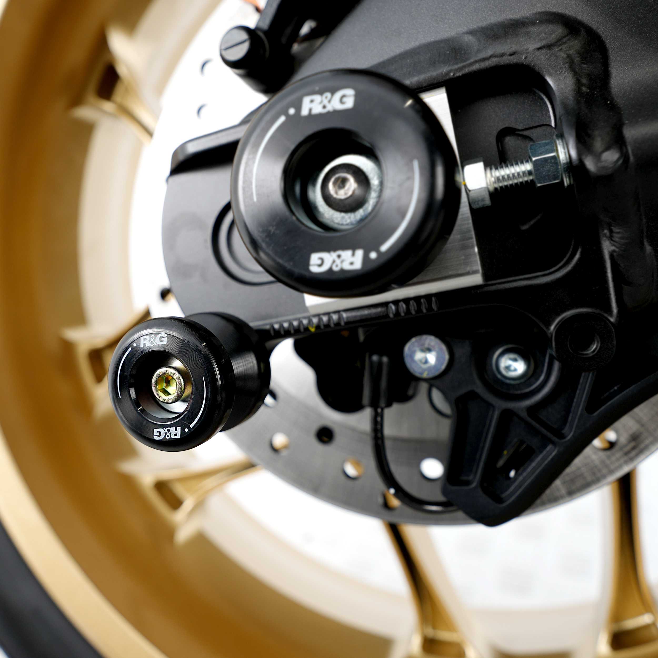 R&G Cotton Reels for Yamaha Tracer 900 (15-20)