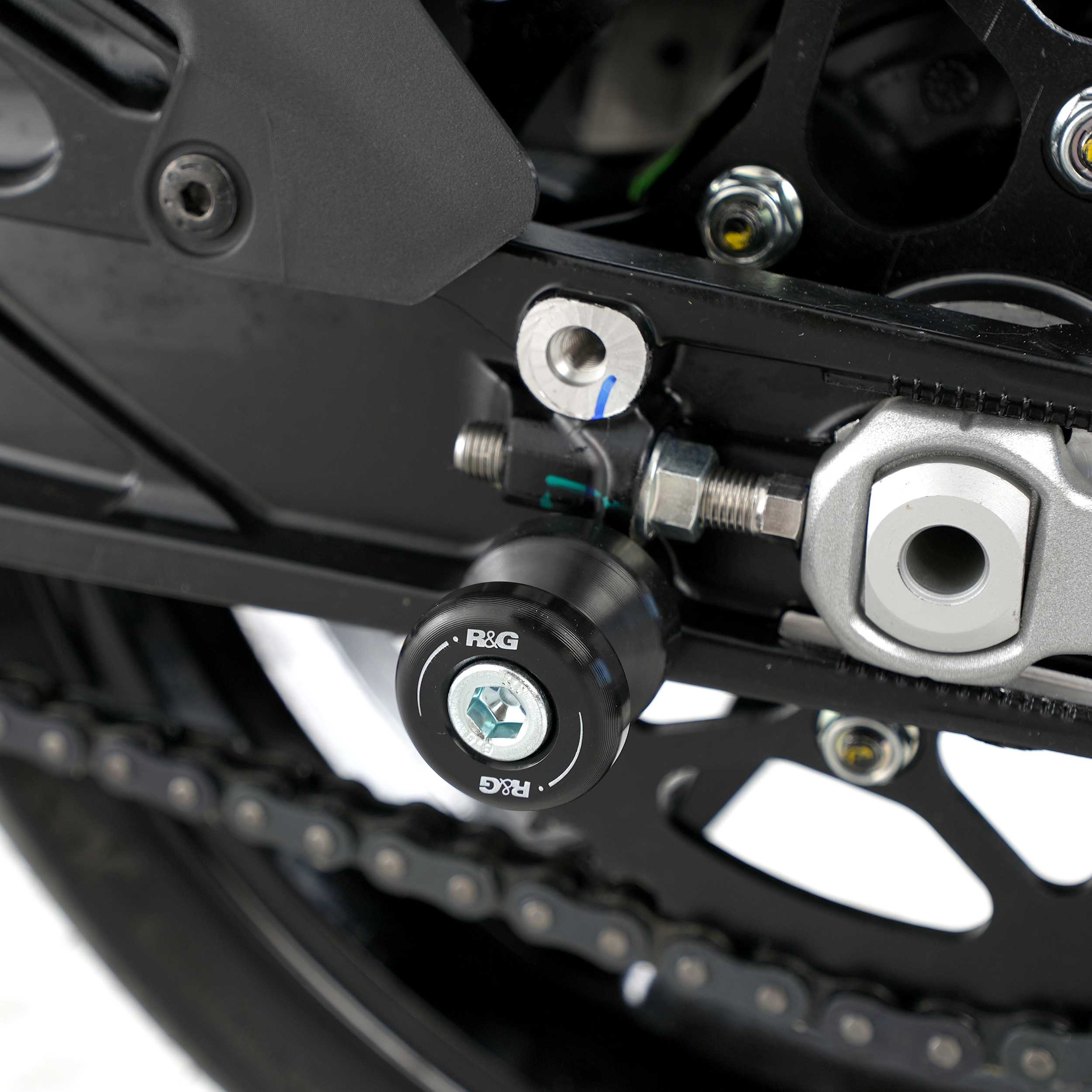 R&G Cotton Reels for KTM 690 Duke R (13-18)