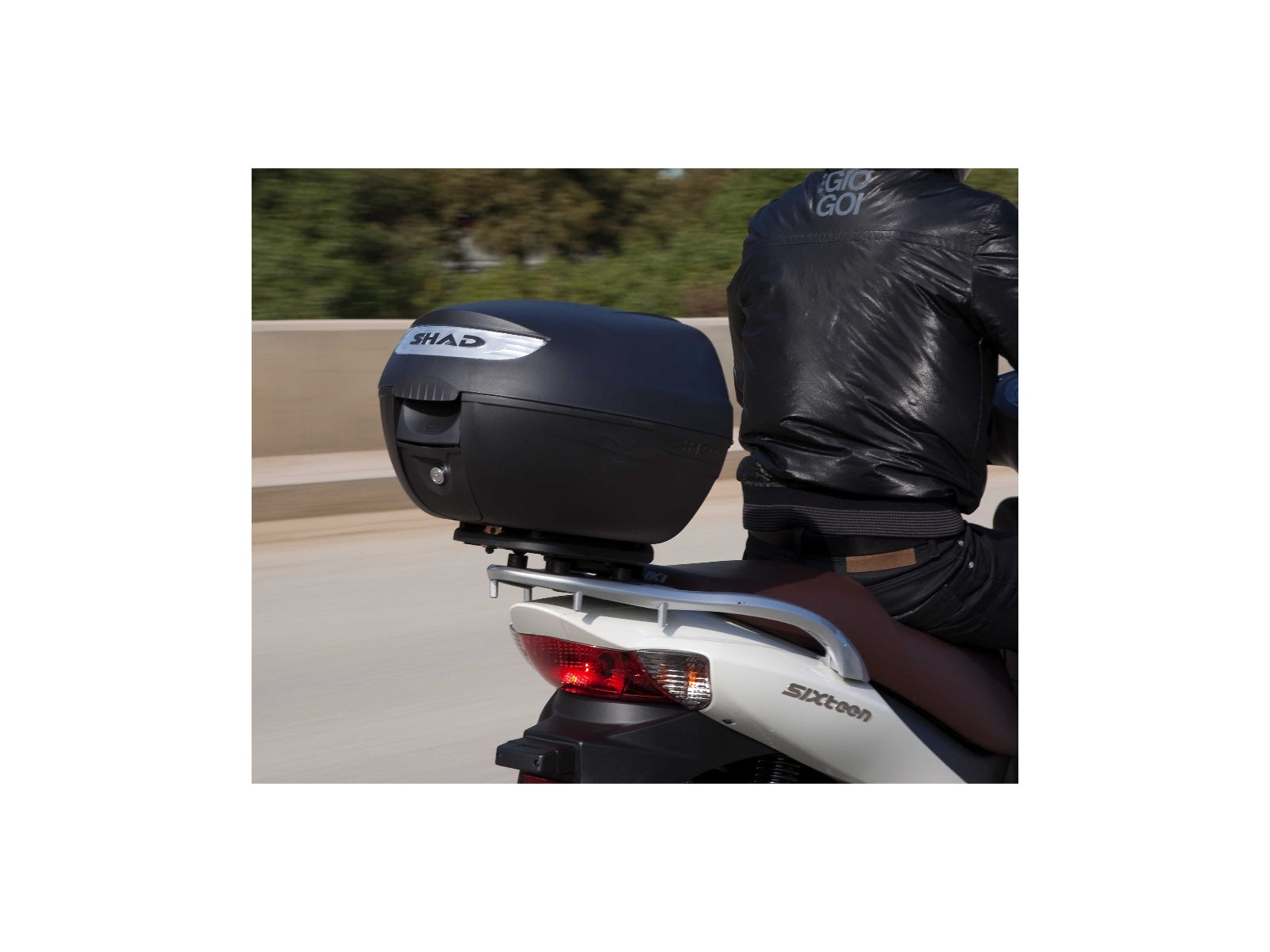 SHAD SH26 Top Box - 26 Litres