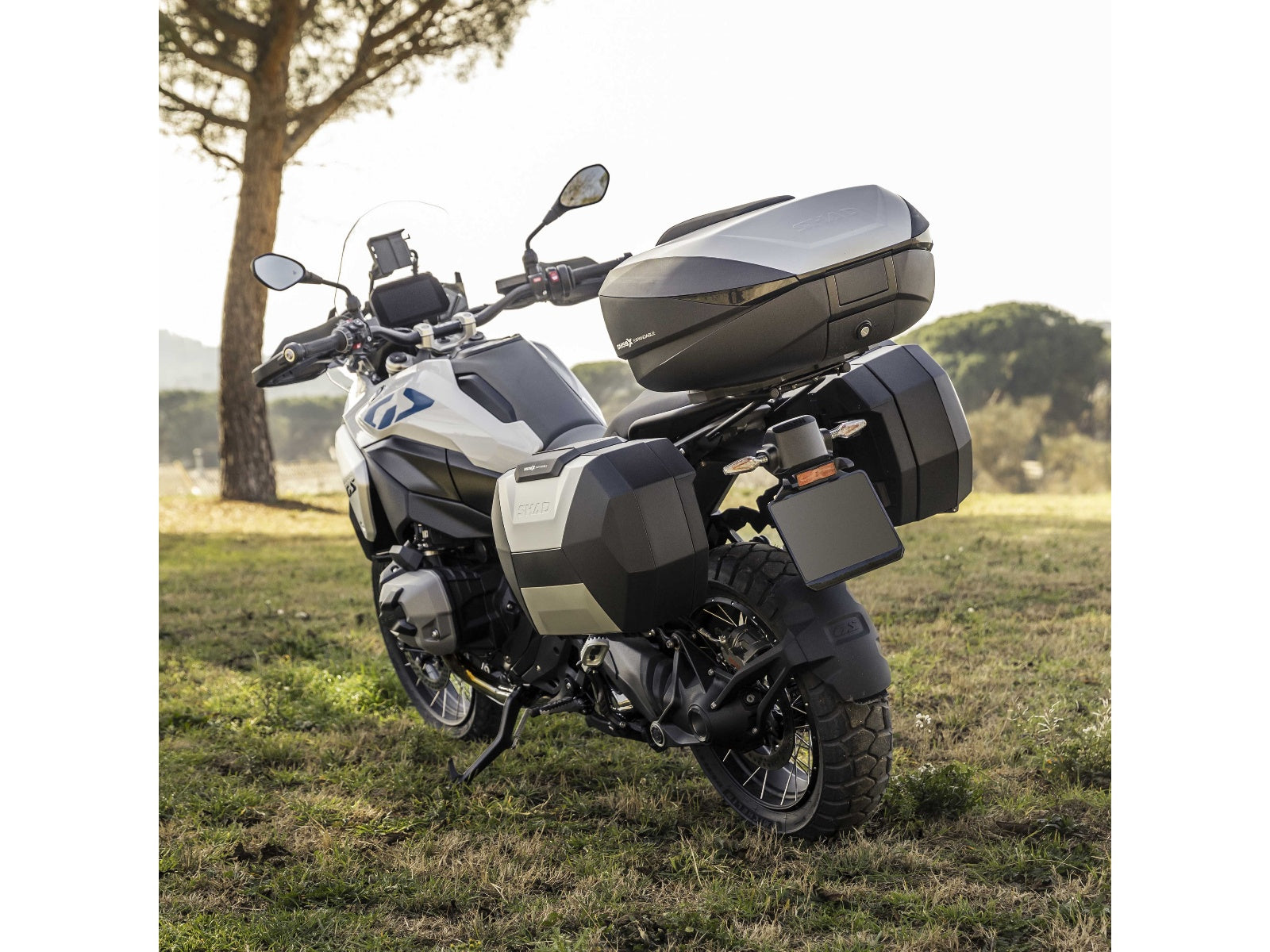 SHAD SH38x Expandable Panniers - Aluminium