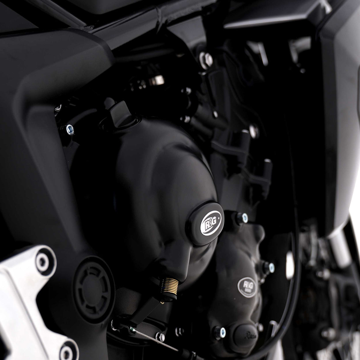 R&G Engine Cover for Triumph Daytona 675 (12-16) Main image