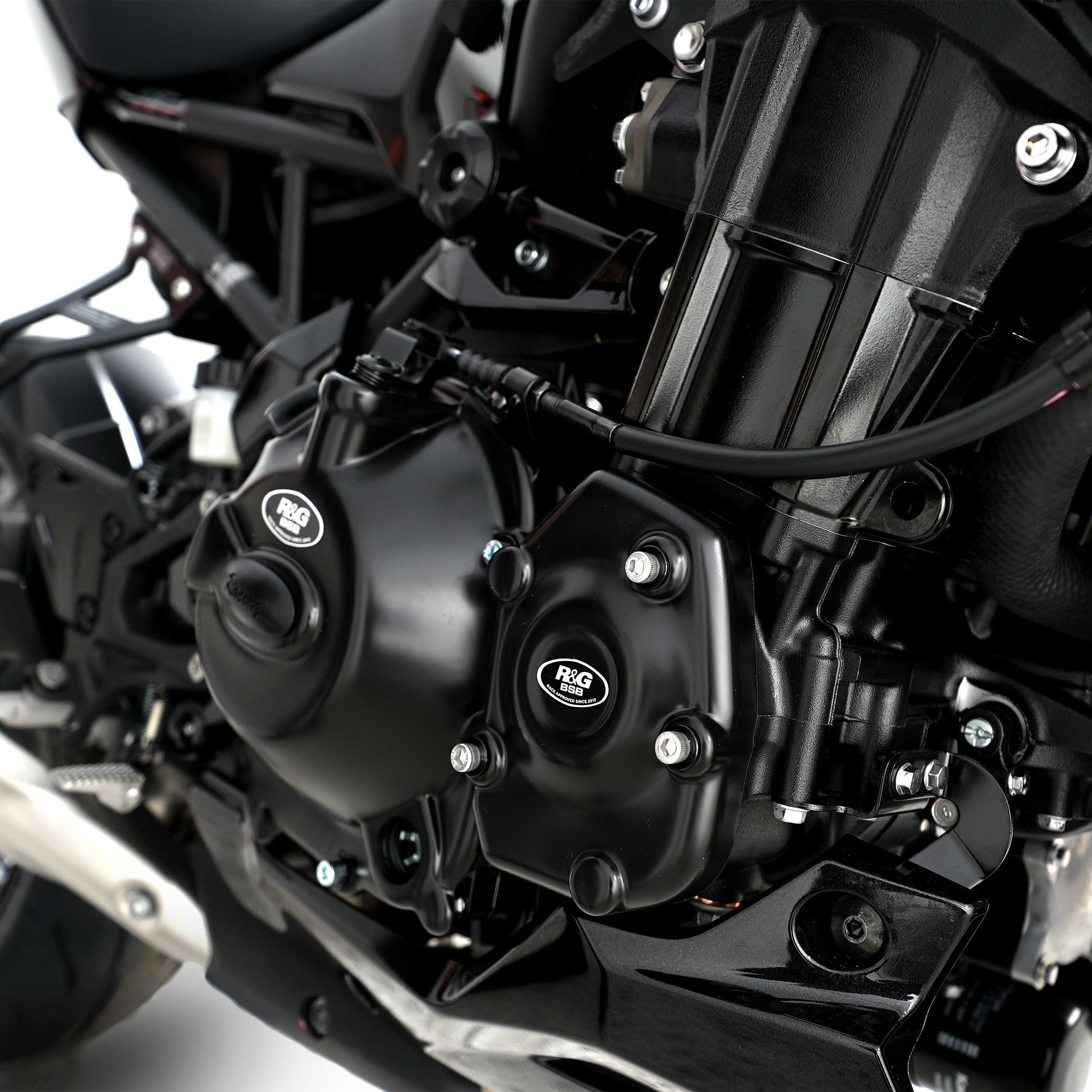 R&G Engine Cover for Kawasaki Z900 SE (22-26)