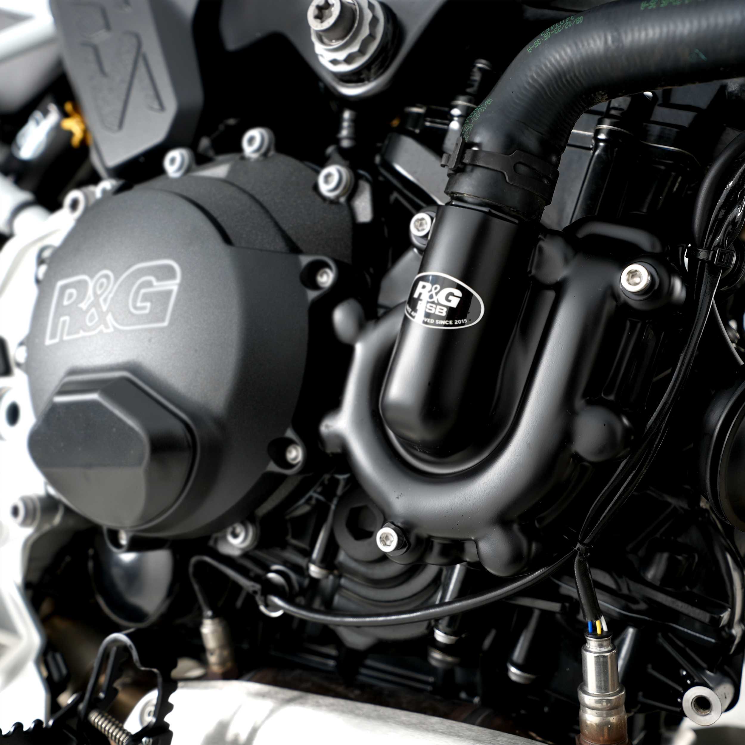 R&G Engine Cover for BMW F900 R (20-26)