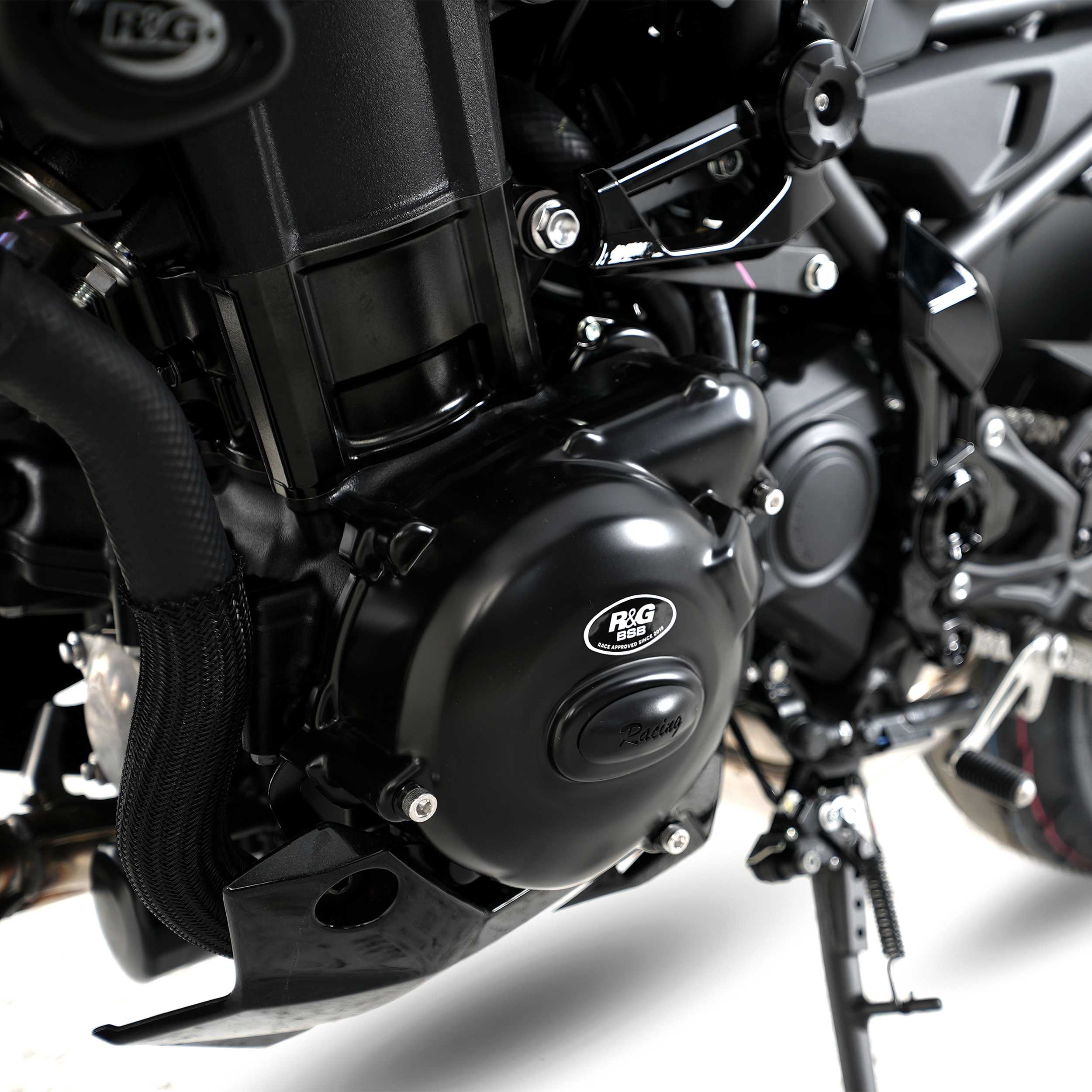 R&G Engine Cover for Kawasaki Z900 SE (22-26)