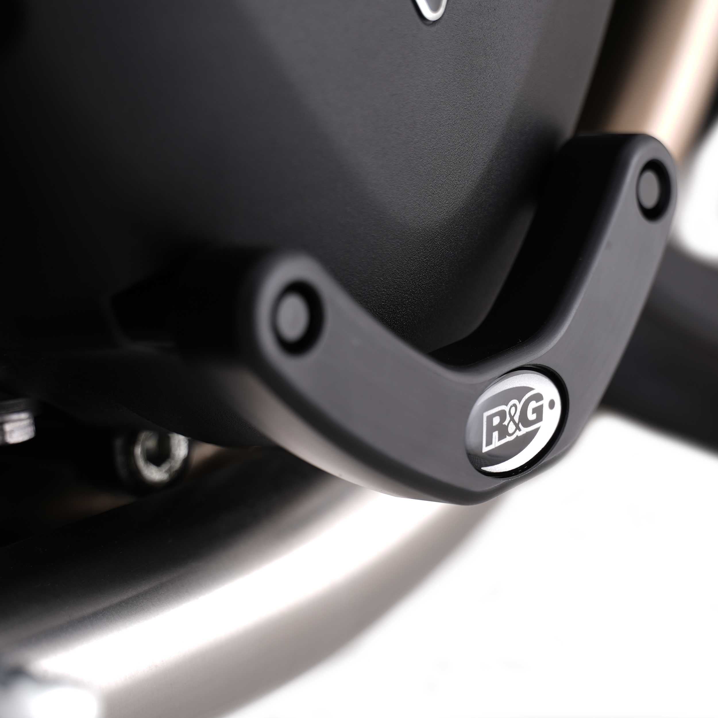 R&G Engine Case Slider for Triumph Street (17-18)