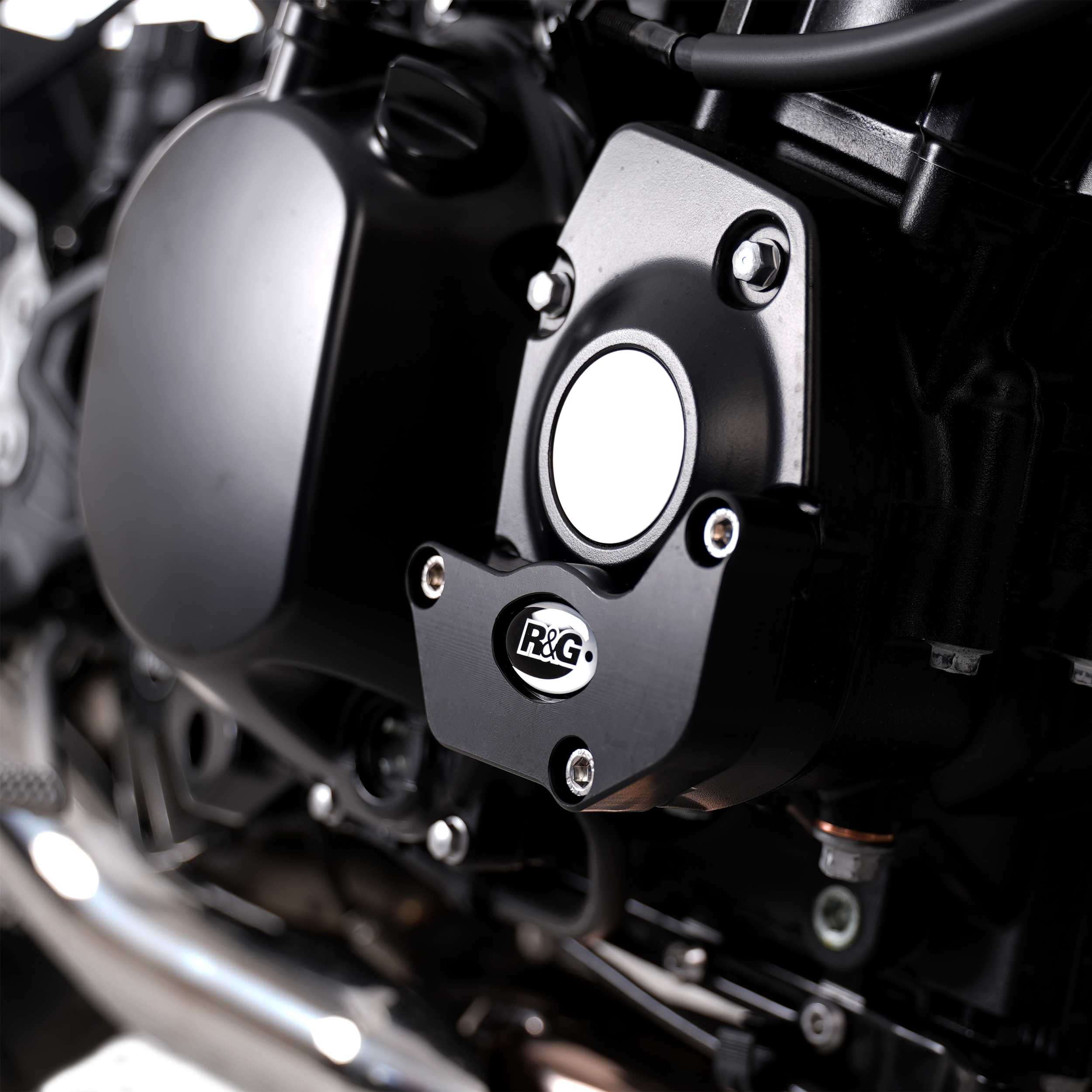 R&G Engine Case Slider for Kawasaki Z900 RS (18-26)