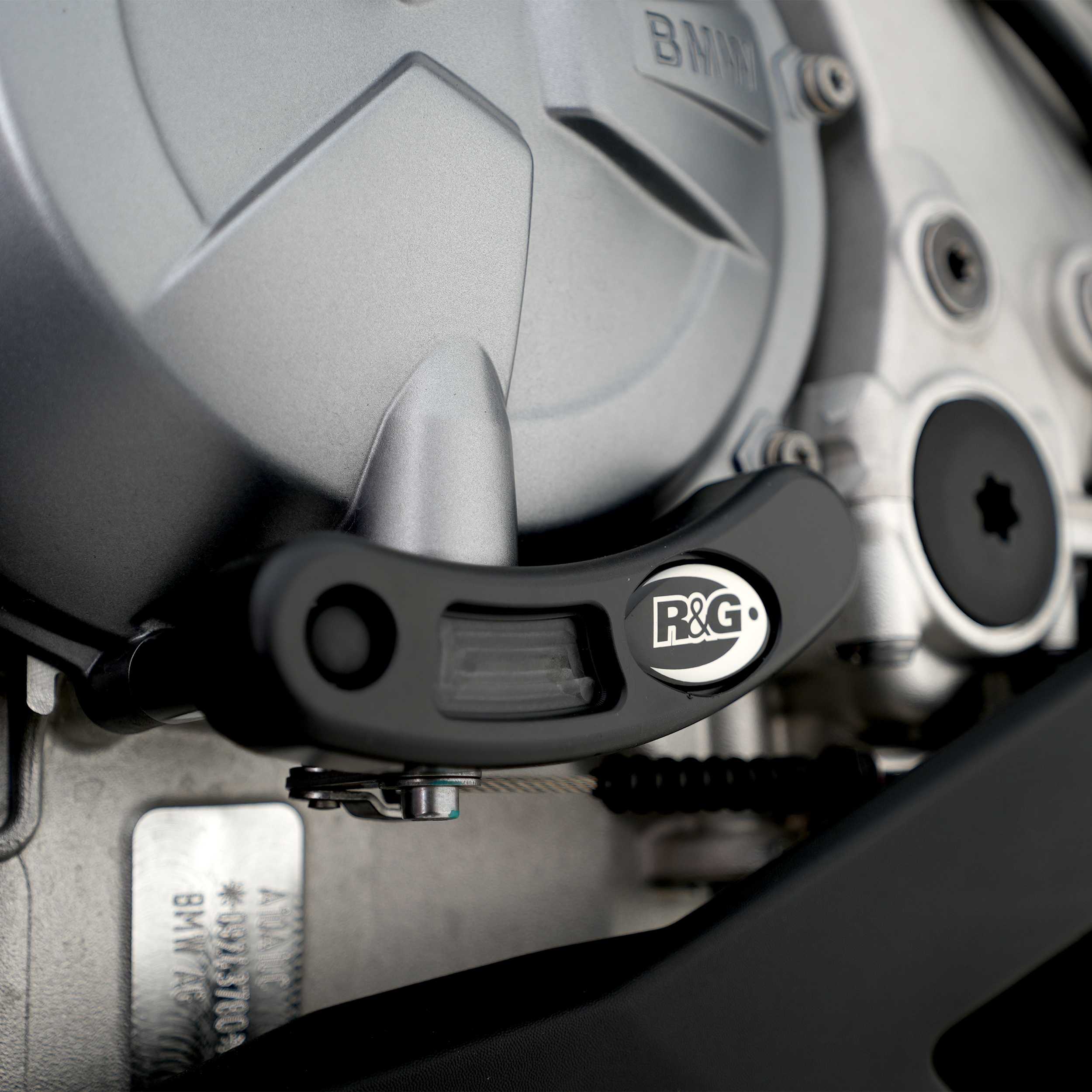 R&G Engine Case Slider for BMW S1000 R (21-26)