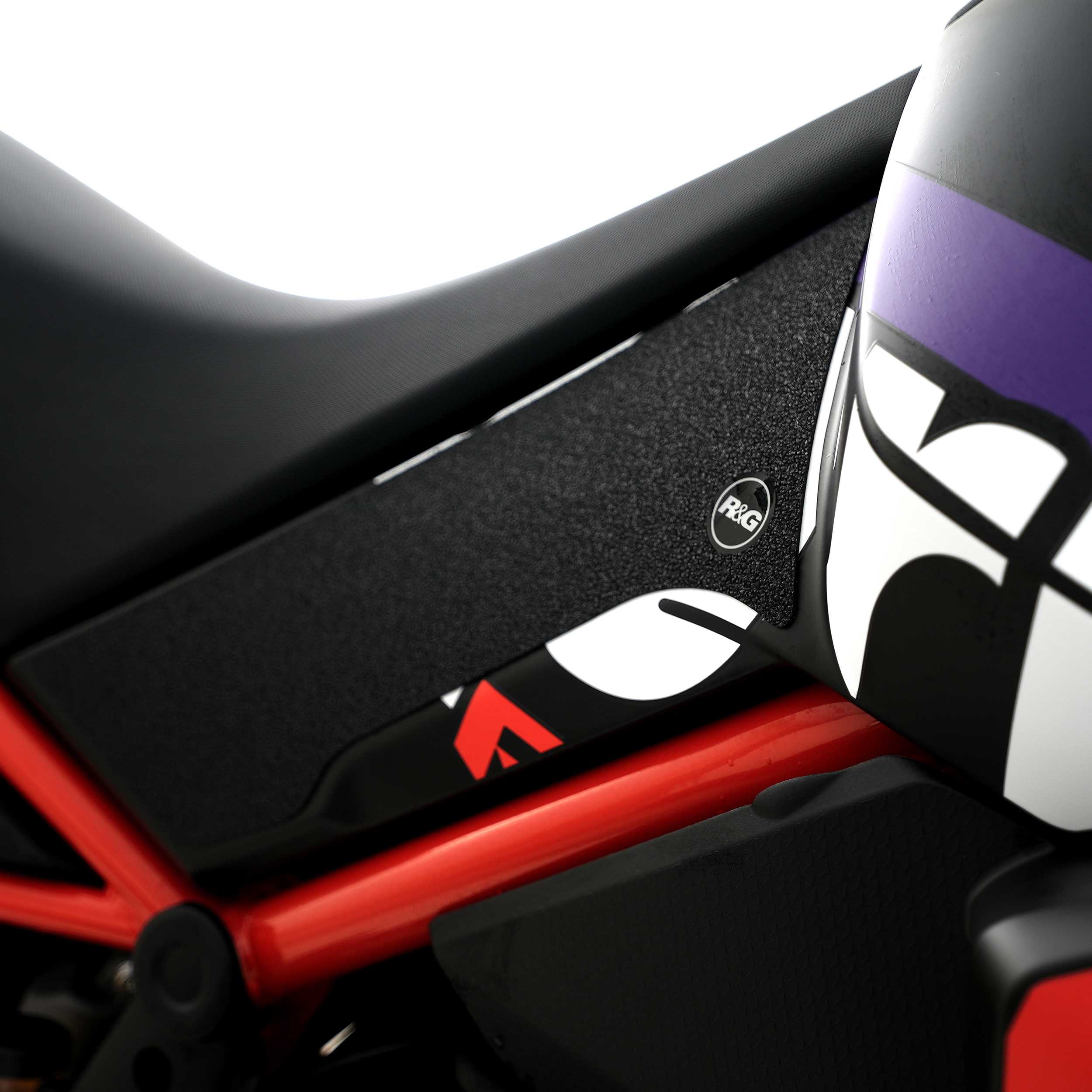 R&G Tank Traction Grips for Aprilia Tuareg 660 (22-26)