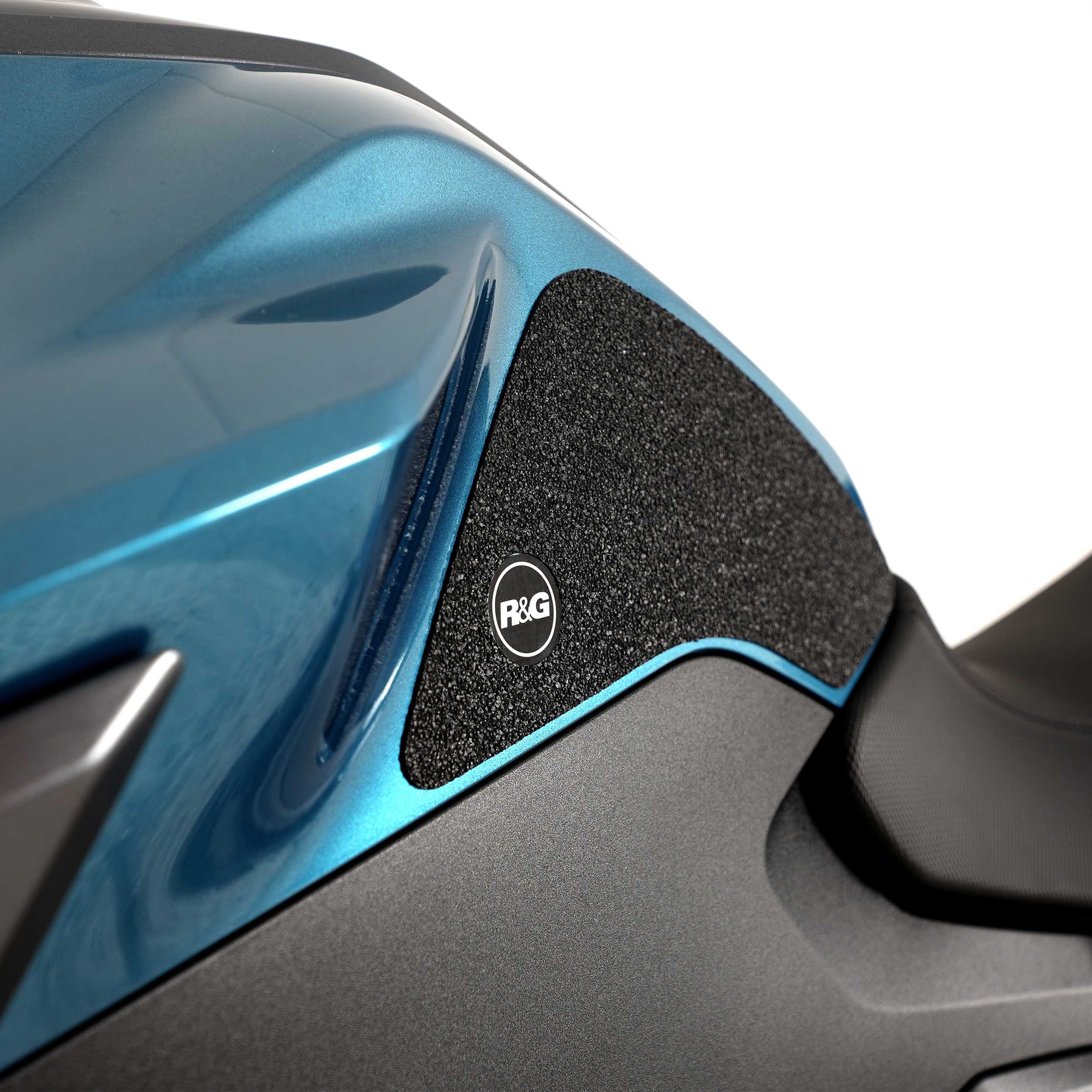 R&G Tank Traction Grips for BMW F900 R (20-26)