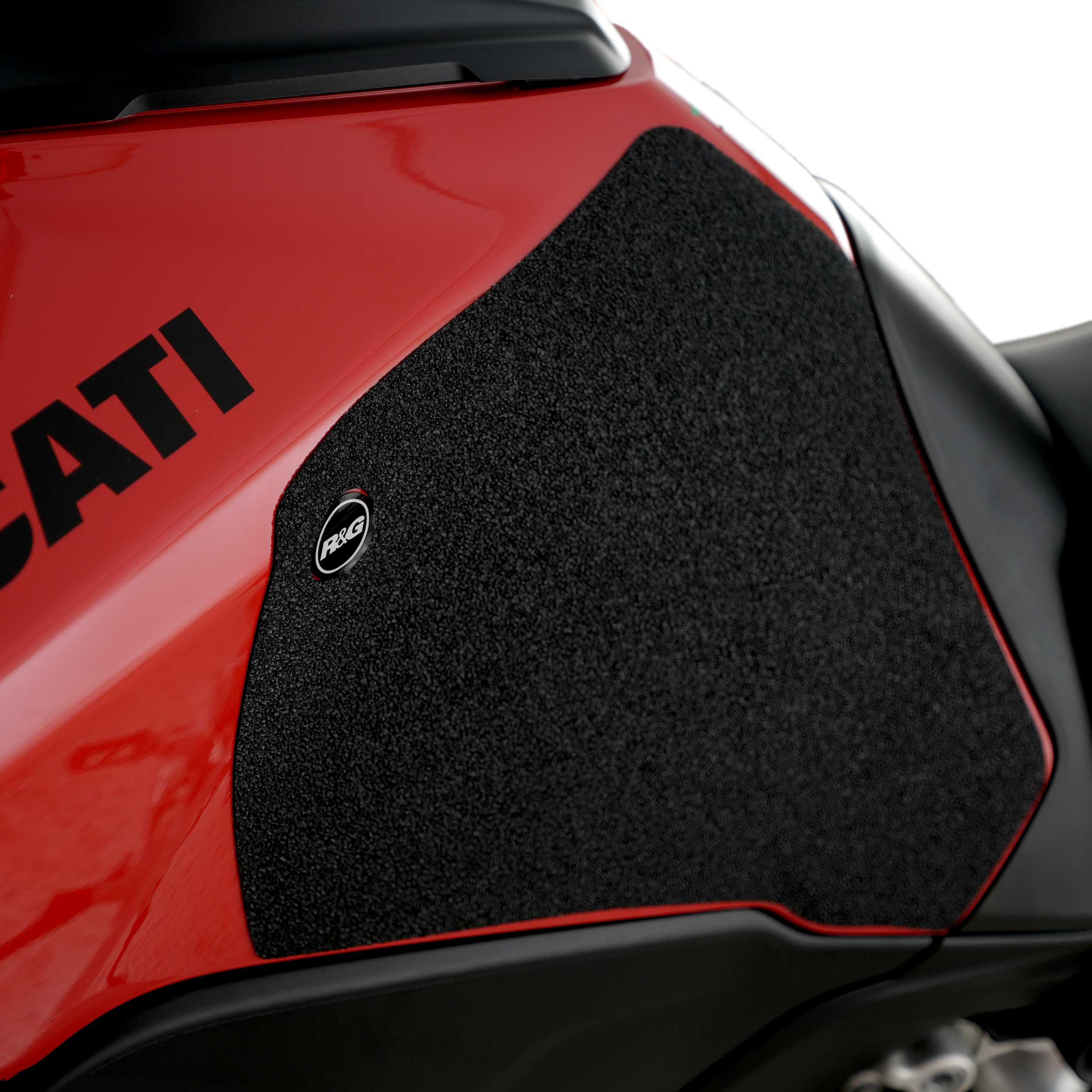 R&G Tank Traction Grips for Ducati Multistrada V2 (25-26)