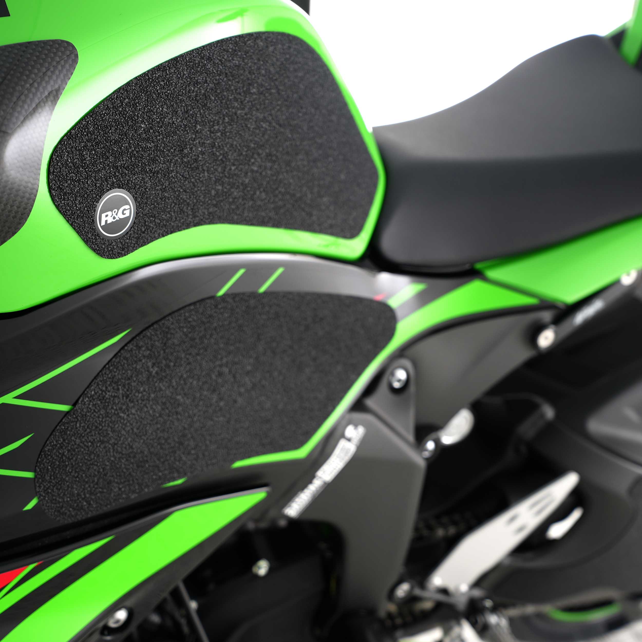 R&G Tank Traction Grips for Kawasaki ZX6-R (12-26)