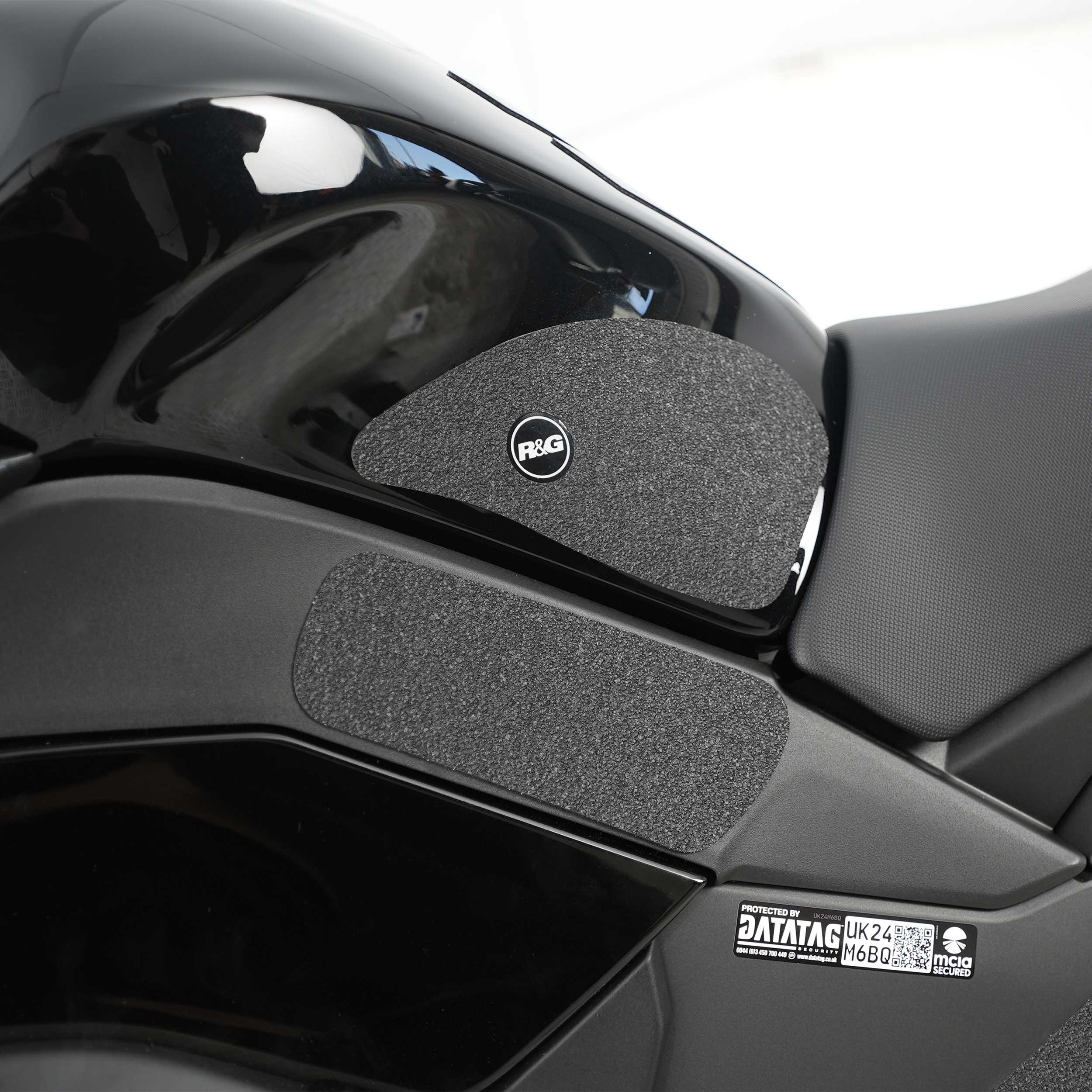R&G Tank Traction Grips for Kawasaki Z1000 SX (11-19)