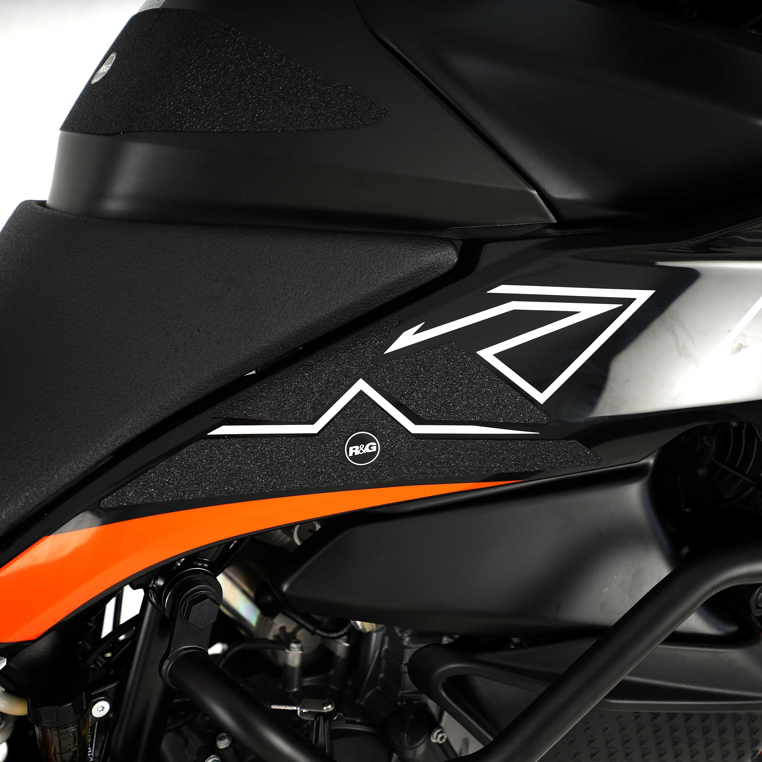 R&G Tank Traction Grips for KTM 890 SMT (23-24) Secondary image
