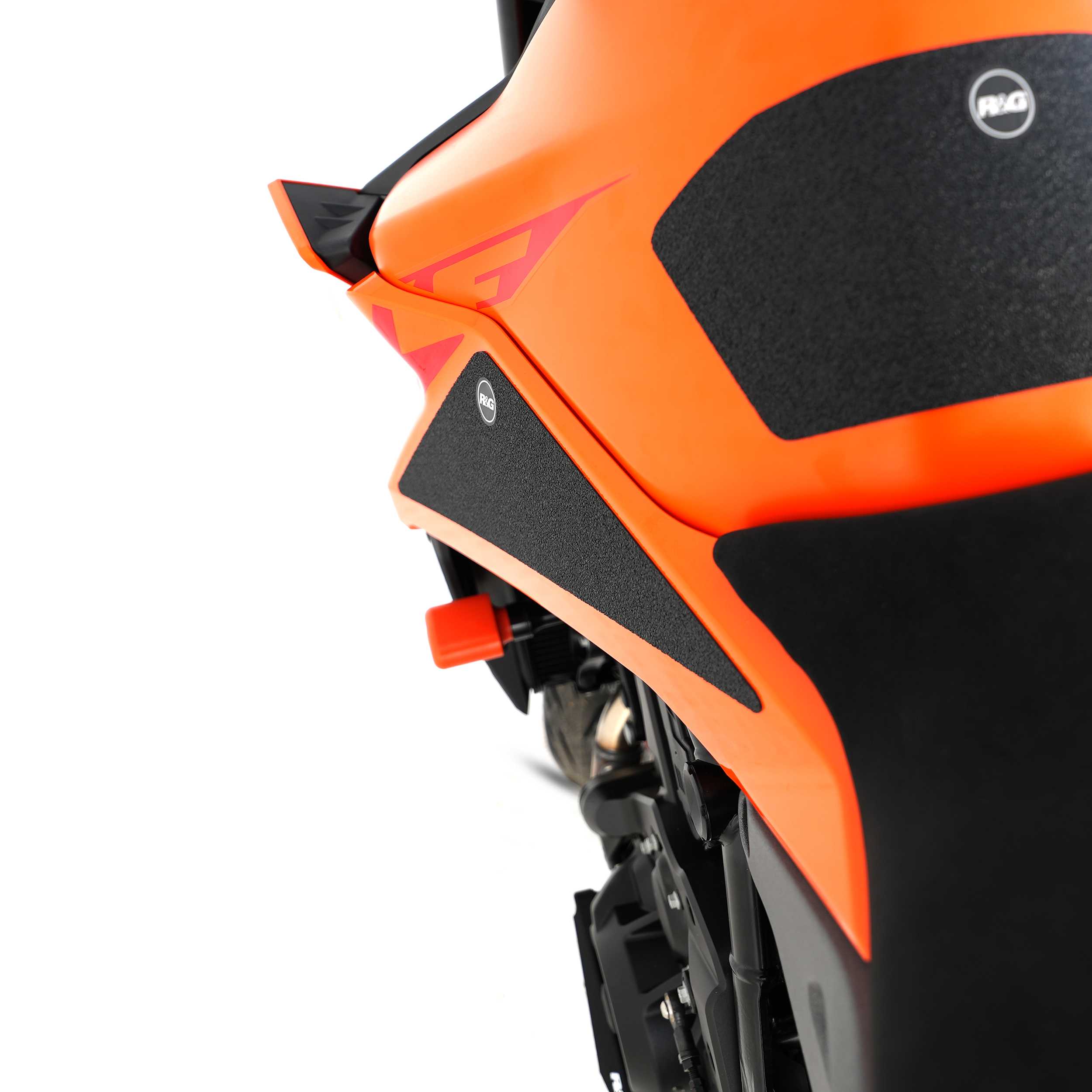 R&G Tank Traction Grips for KTM 990 Duke (24) Secondary image