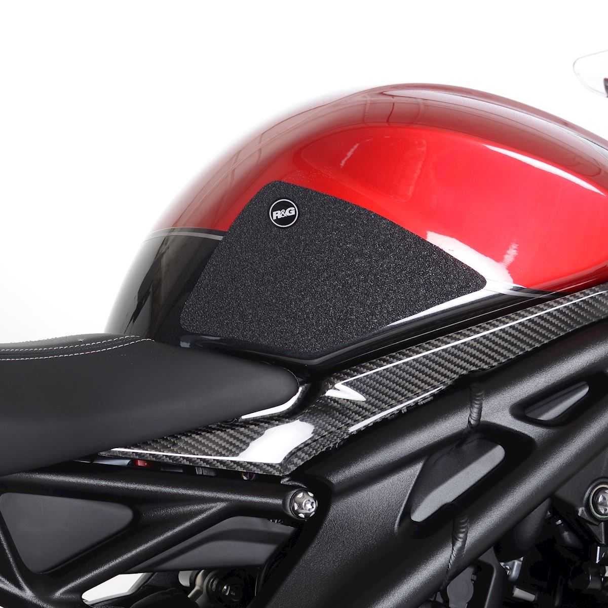 R&G Tank Traction Grips for Triumph Speed Triple 1200 RR (22)