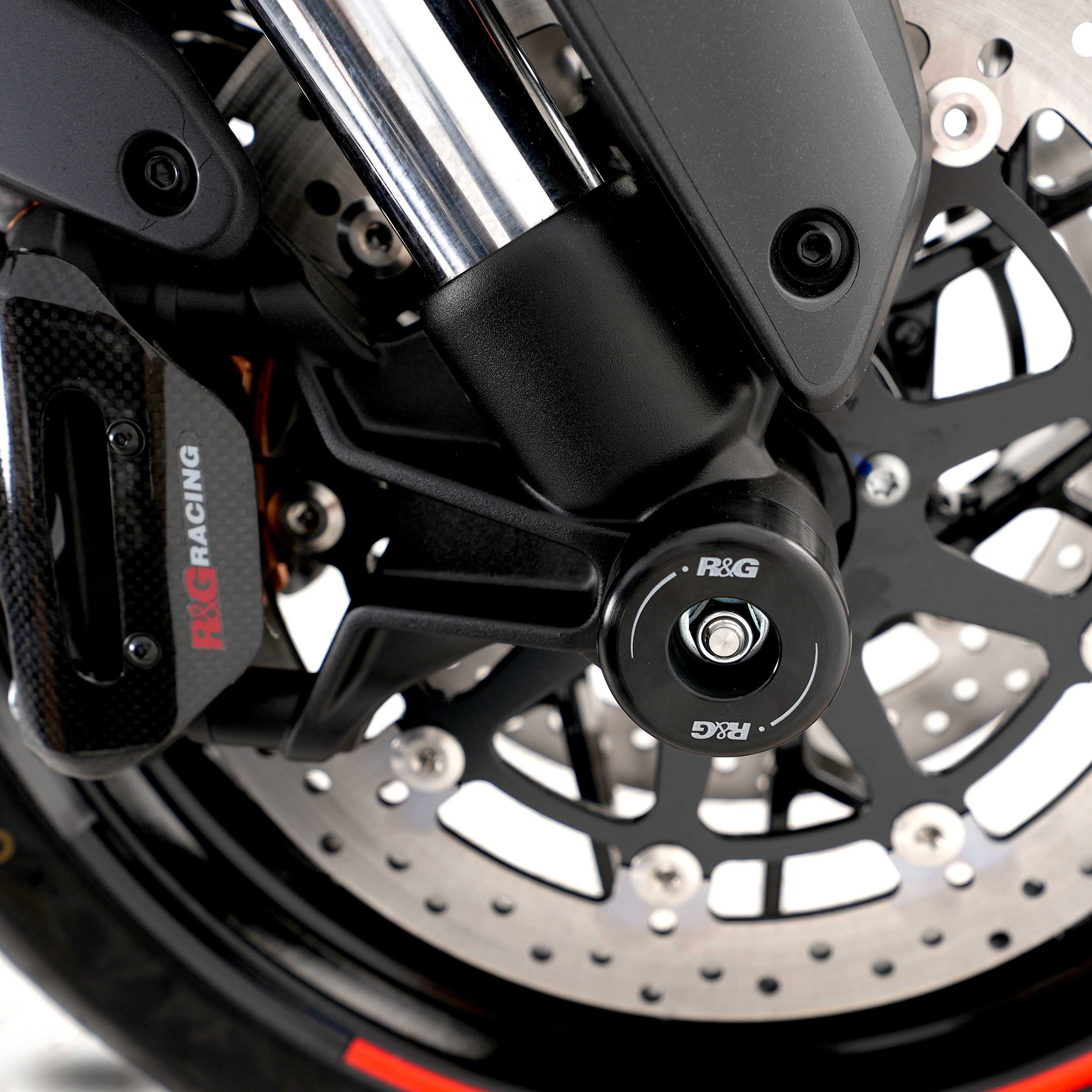 R&G Fork Protectors for CFMOTO 800NK (23-26) Secondary image